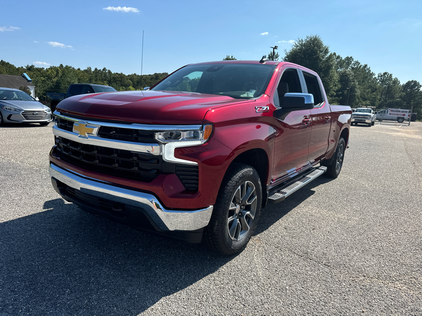 2024 Chevrolet Silverado 1500 LT 3