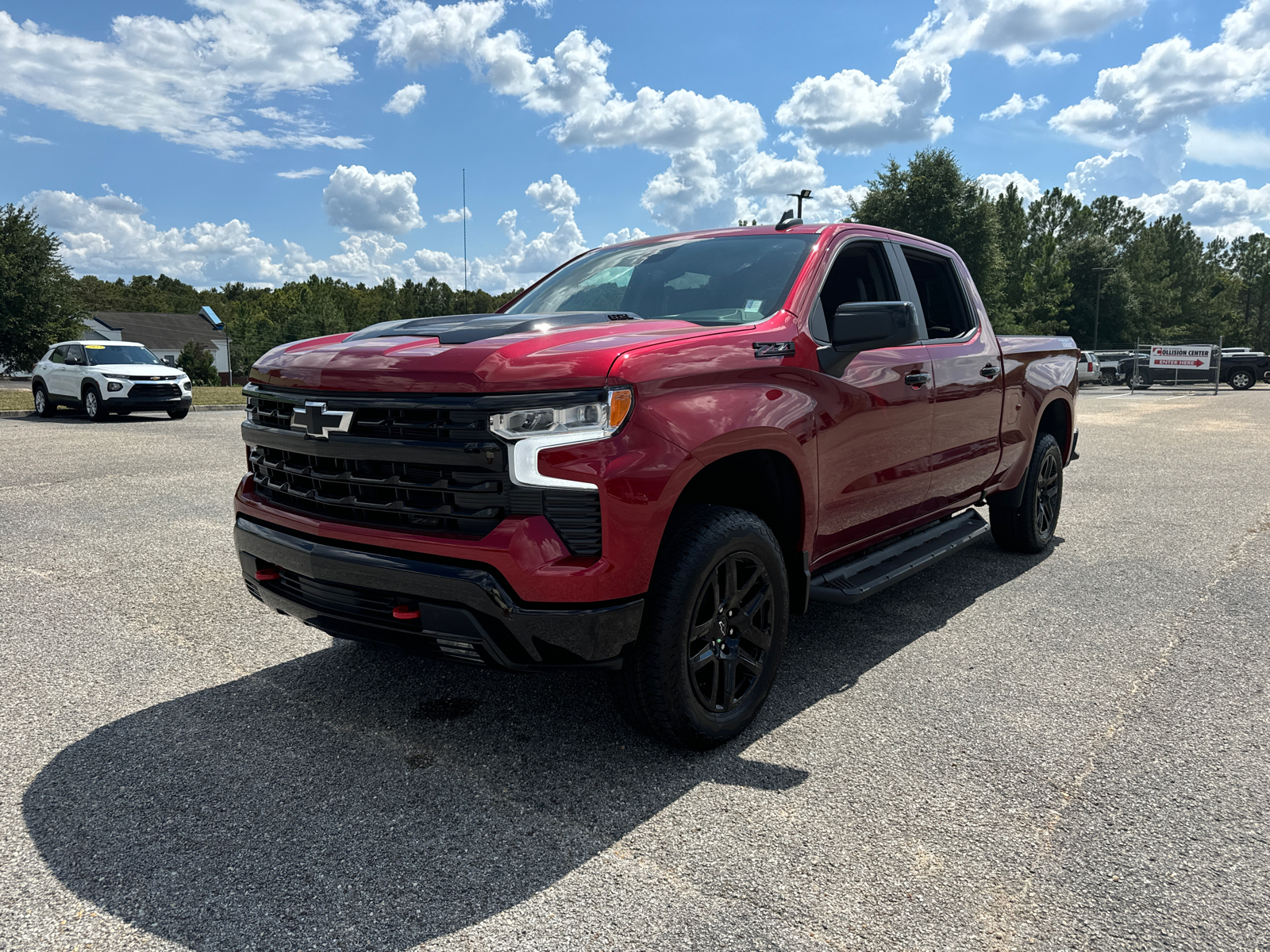 2024 Chevrolet Silverado 1500 LT Trail Boss 3