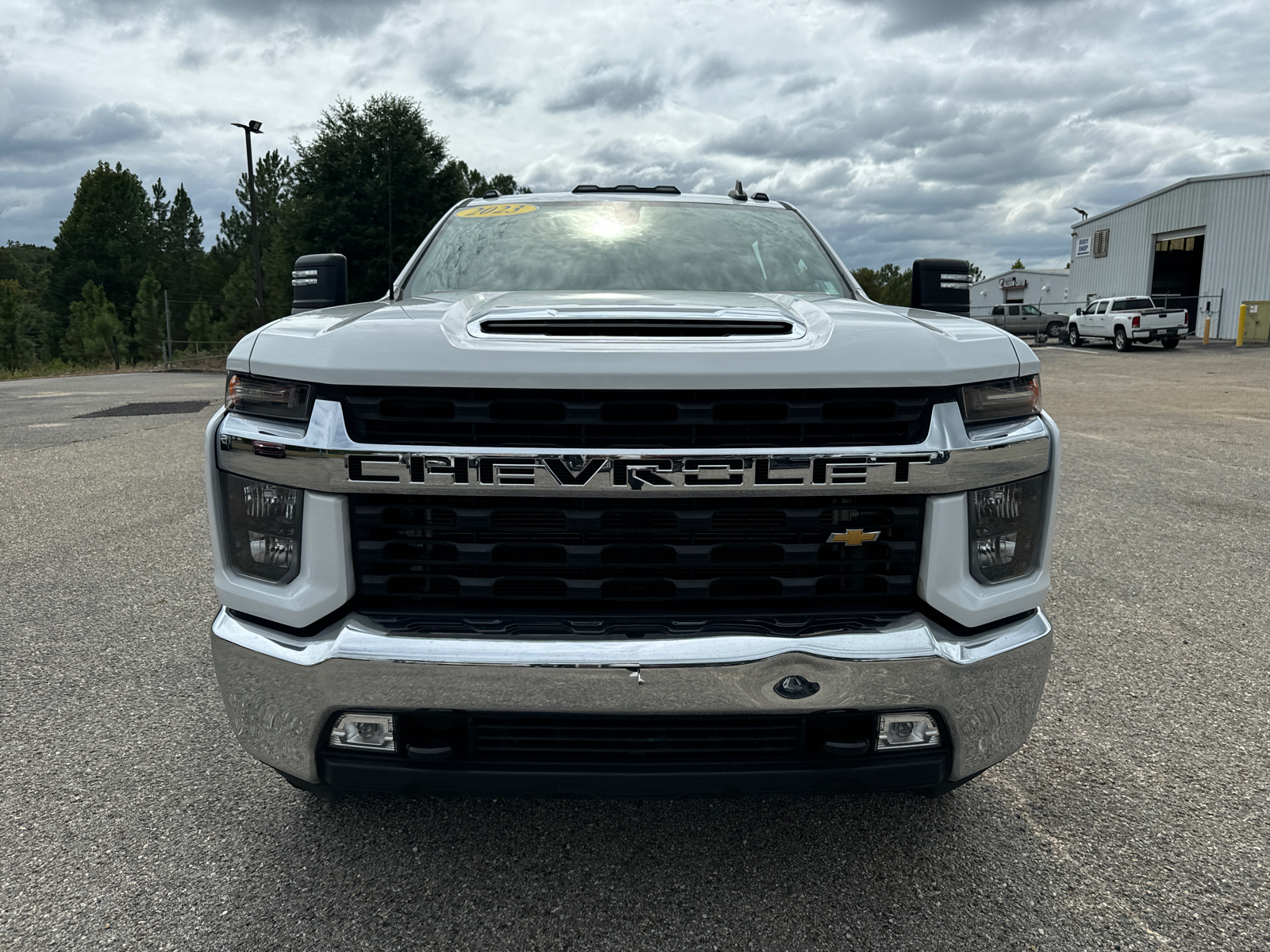 2023 Chevrolet Silverado 3500HD LT 2