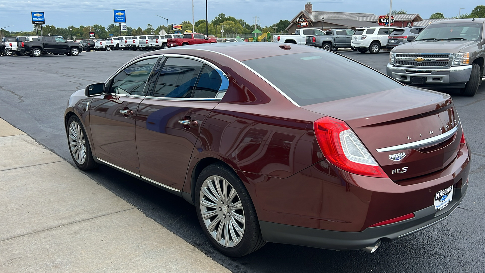 2015 Lincoln MKS Base 16