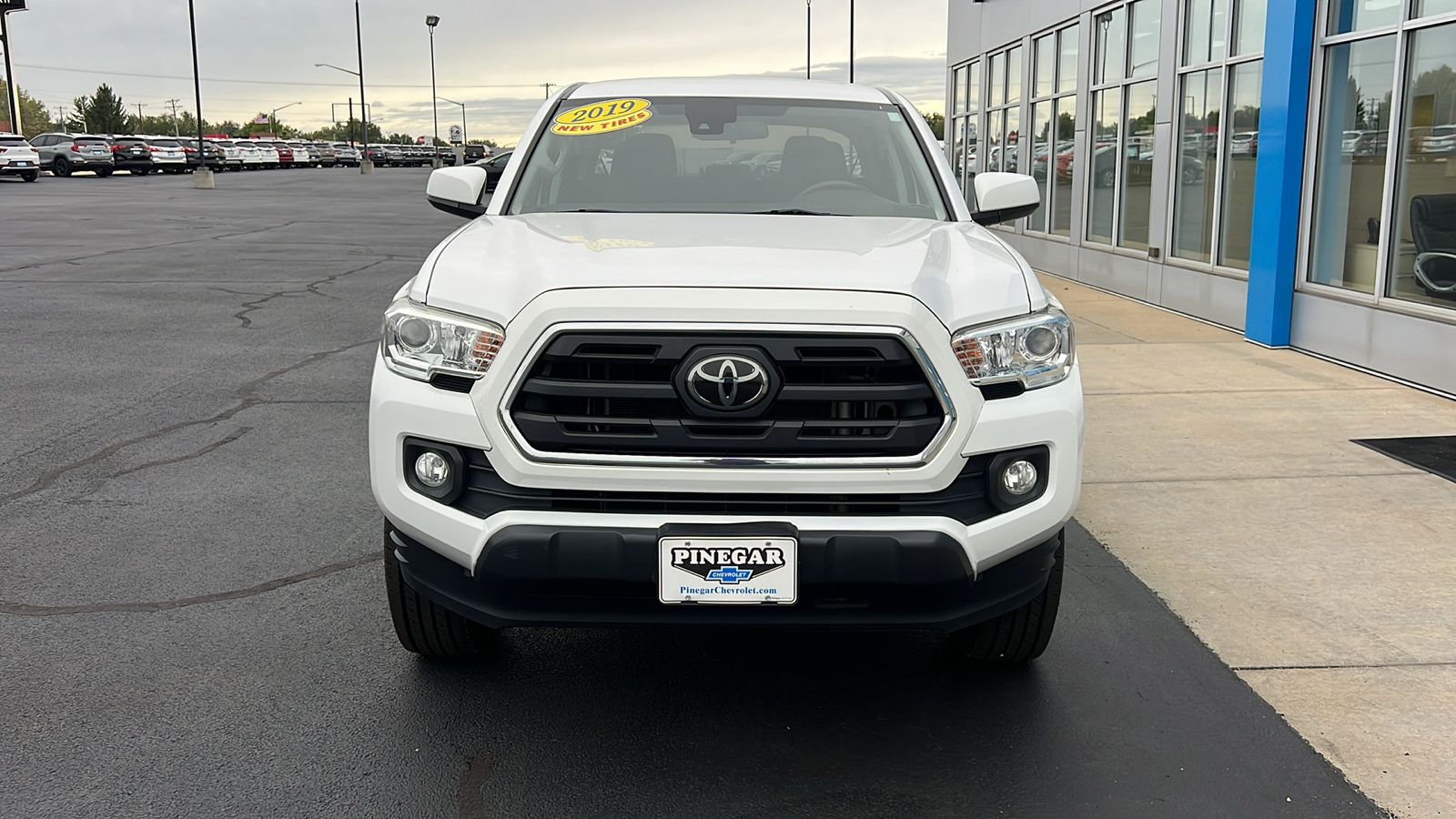 2019 Toyota Tacoma SR5 3