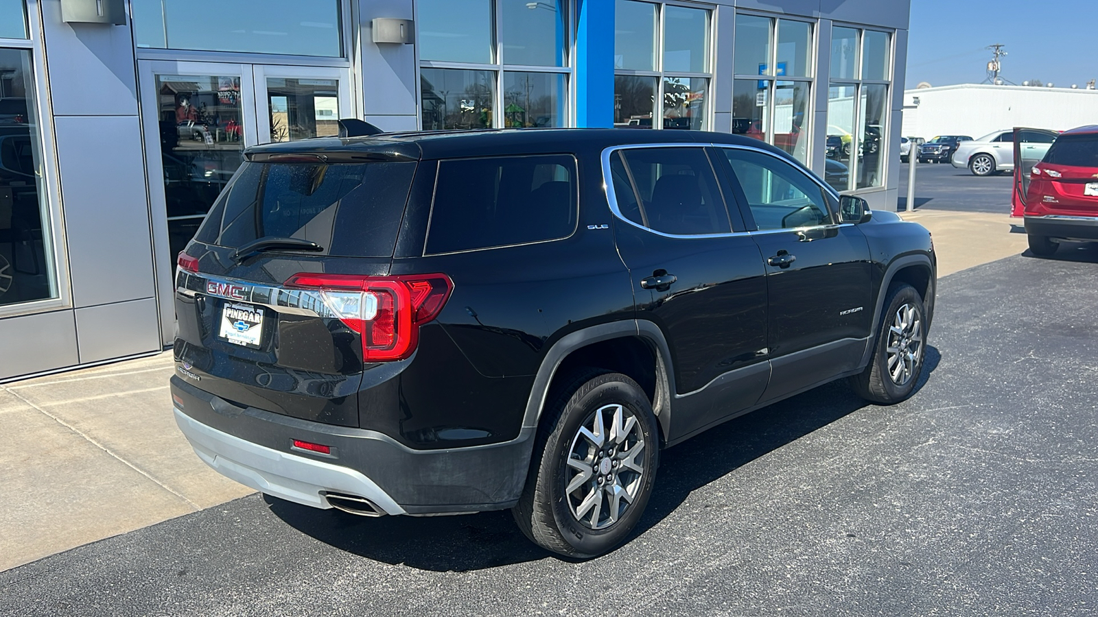 2023 GMC Acadia SLE 13