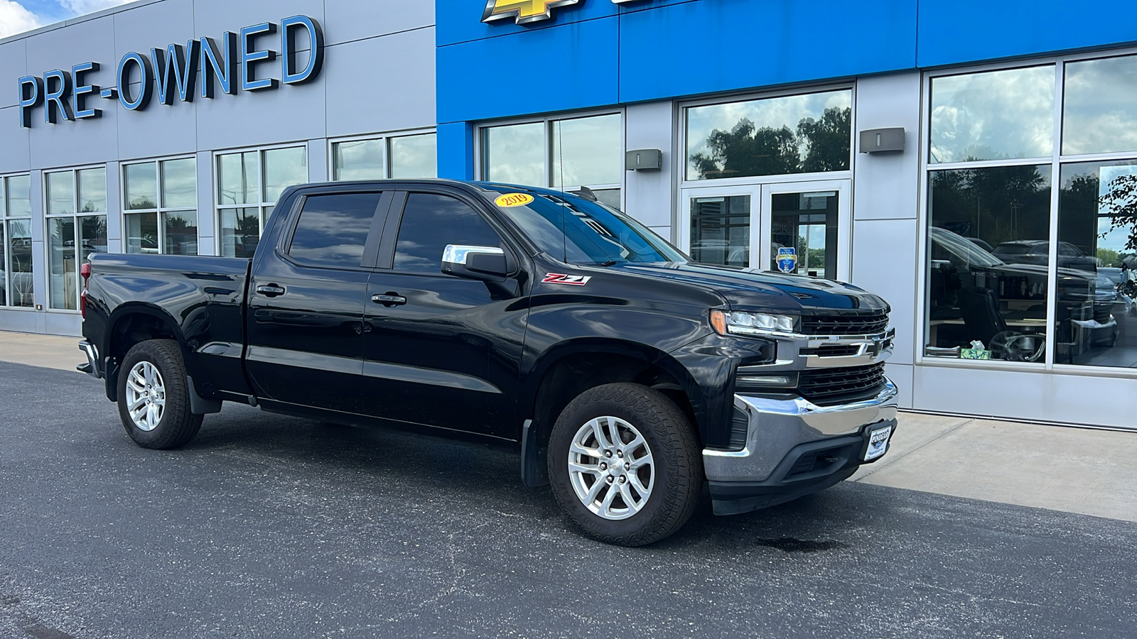 2019 Chevrolet Silverado 1500 LT 2