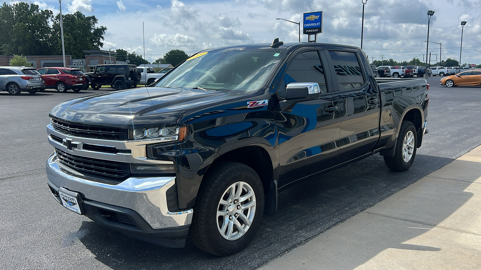 2019 Chevrolet Silverado 1500 LT 4