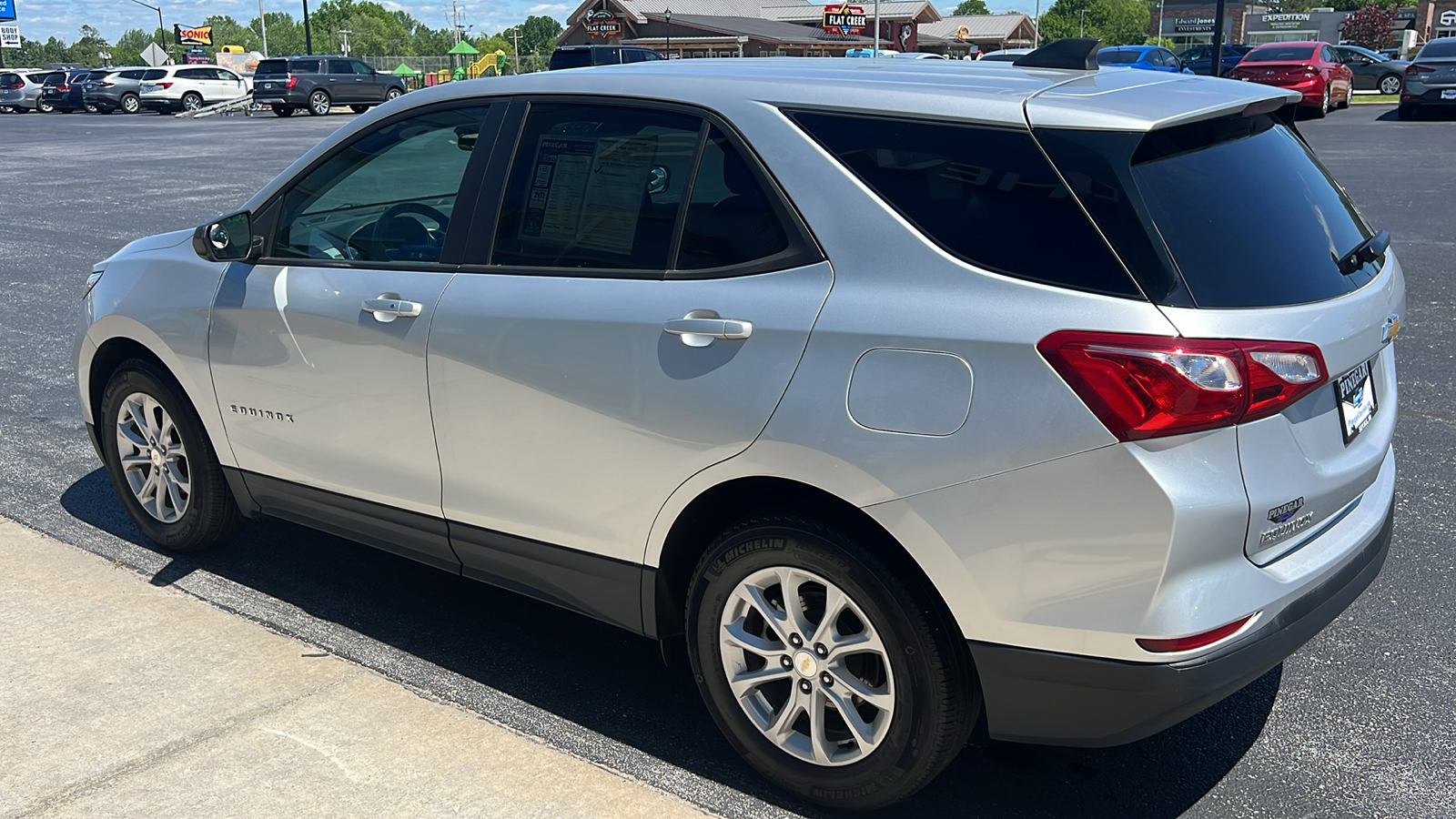 2021 Chevrolet Equinox LS 14