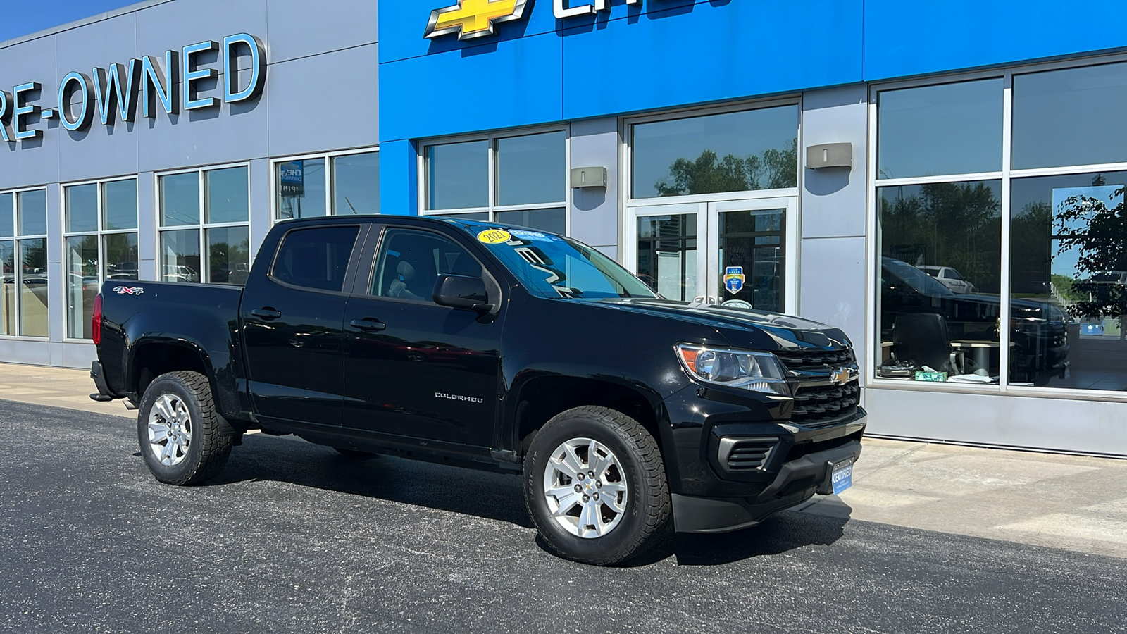 2021 Chevrolet Colorado LT 2