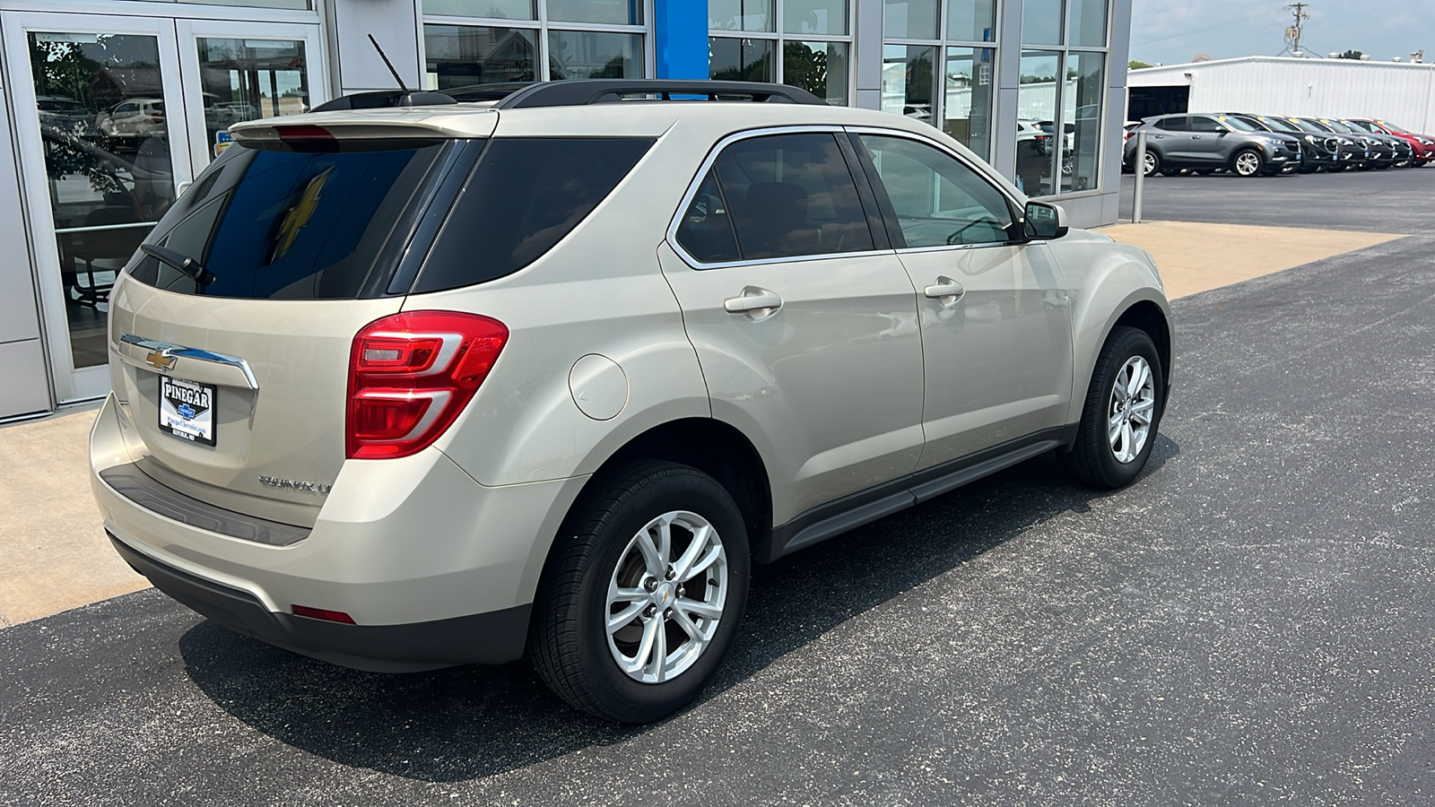 2016 Chevrolet Equinox  11