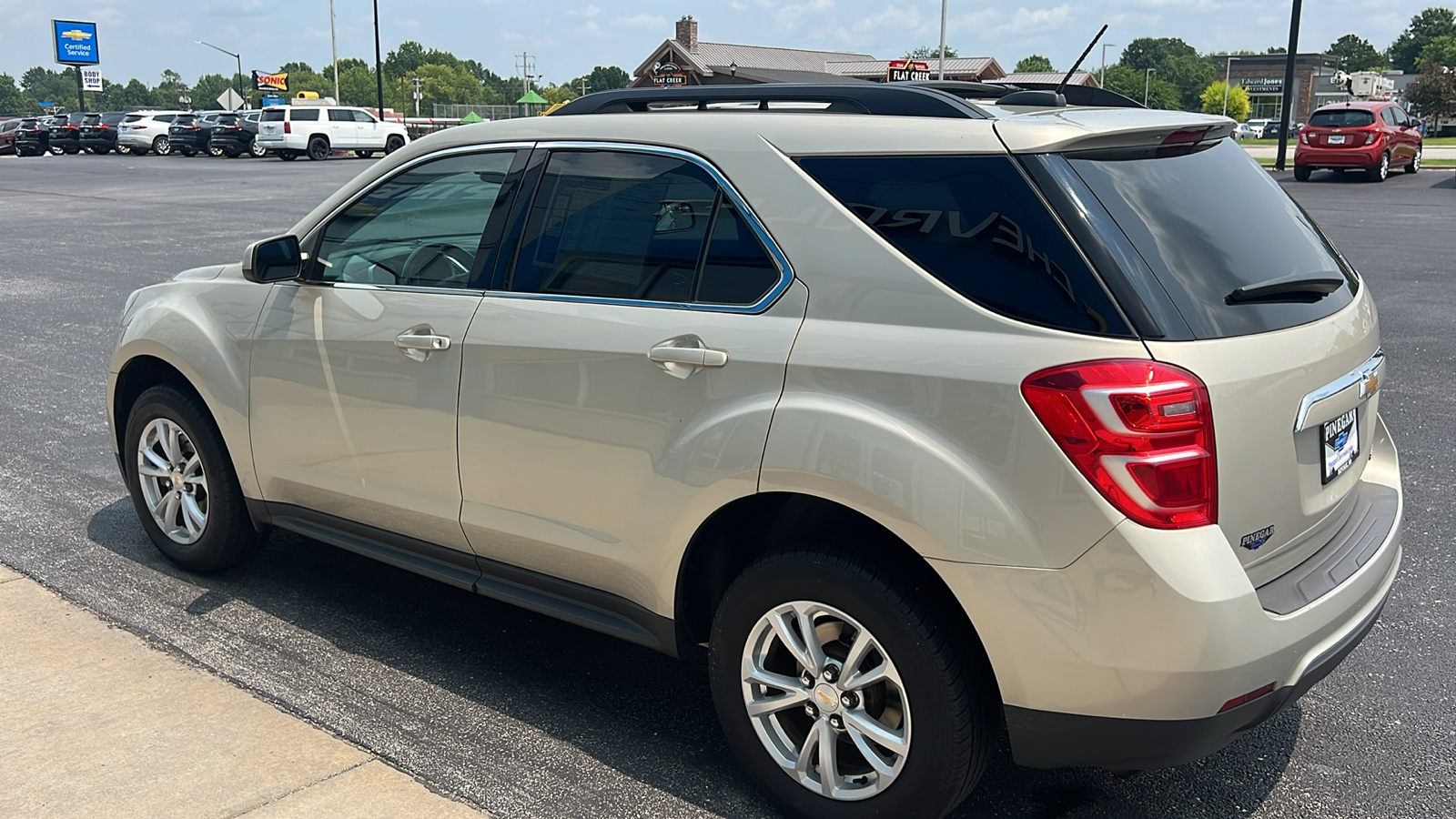 2016 Chevrolet Equinox  14