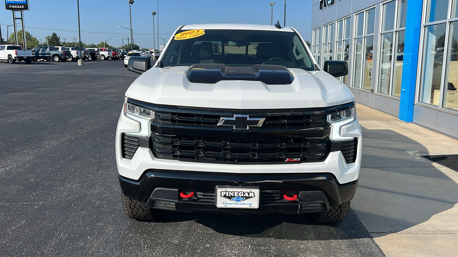 2023 Chevrolet Silverado 1500 LT Trail Boss 3