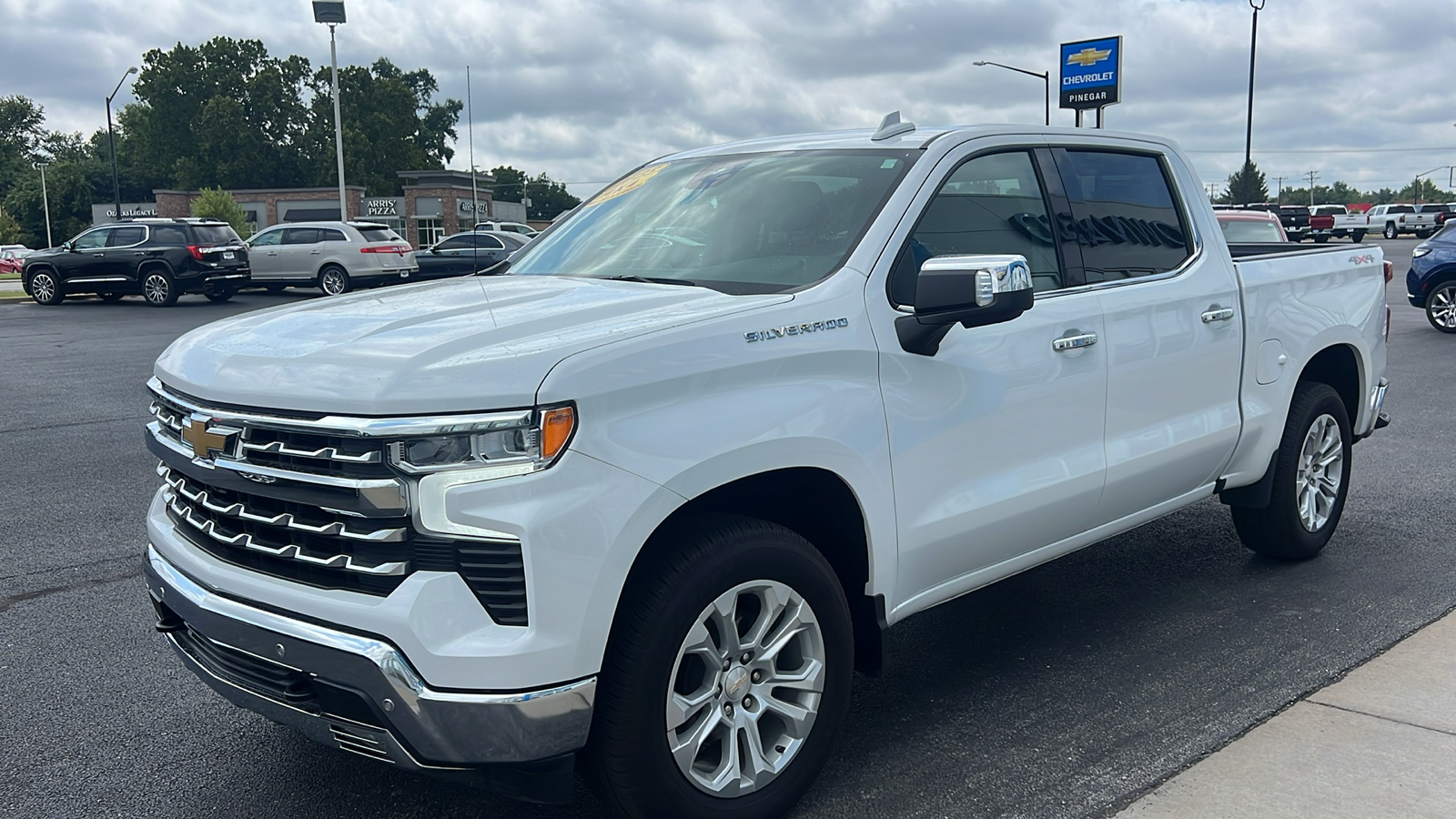 2023 Chevrolet Silverado 1500 LTZ 4