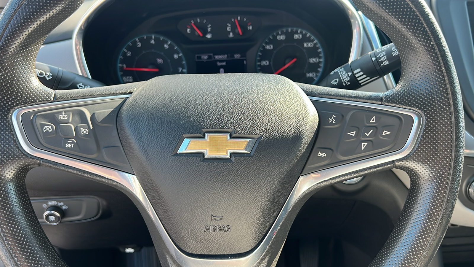 2019 Chevrolet Equinox LS 18