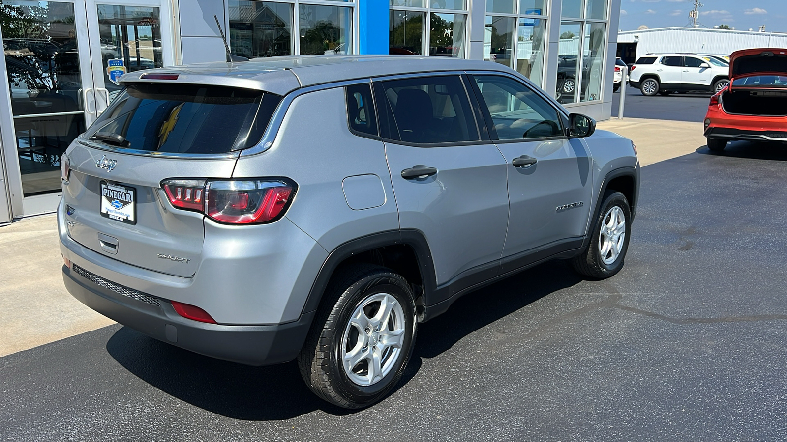 2022 Jeep Compass Sport 12