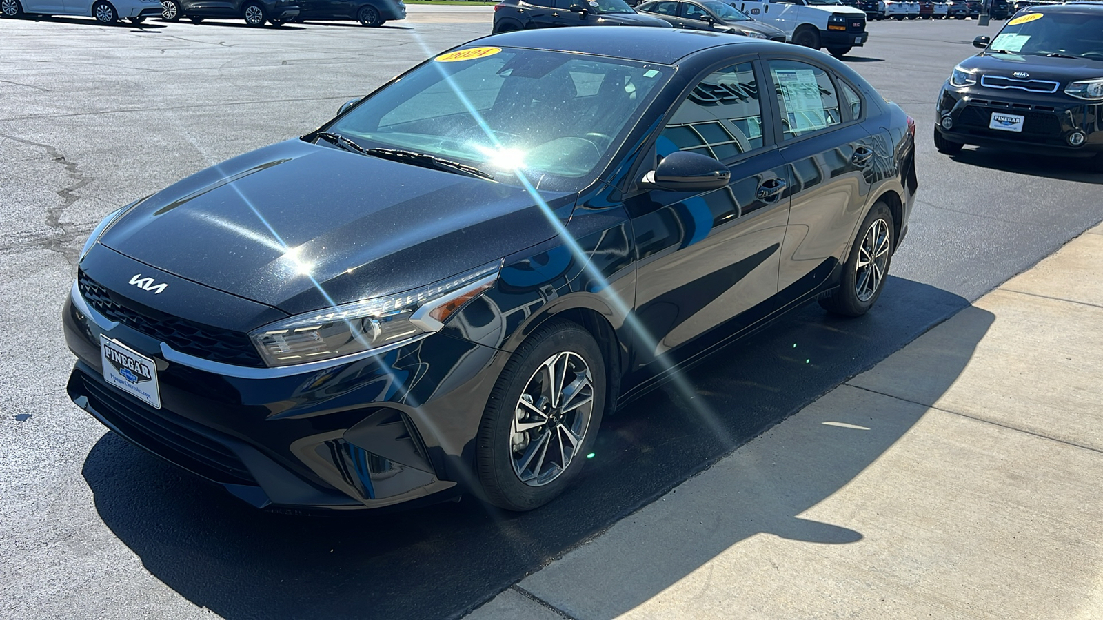 2024 Kia Forte LXS 4