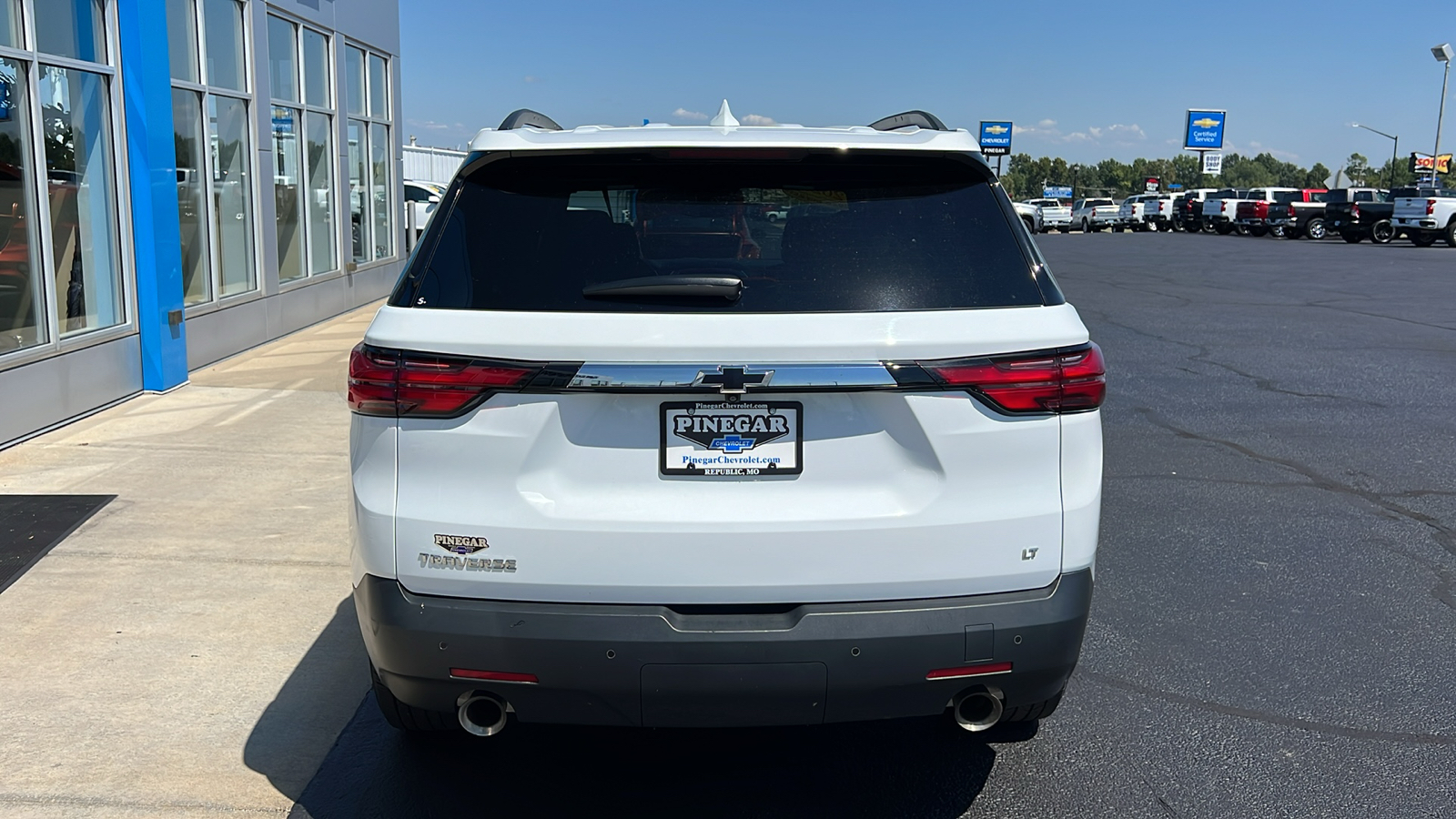 2022 Chevrolet Traverse LT 32