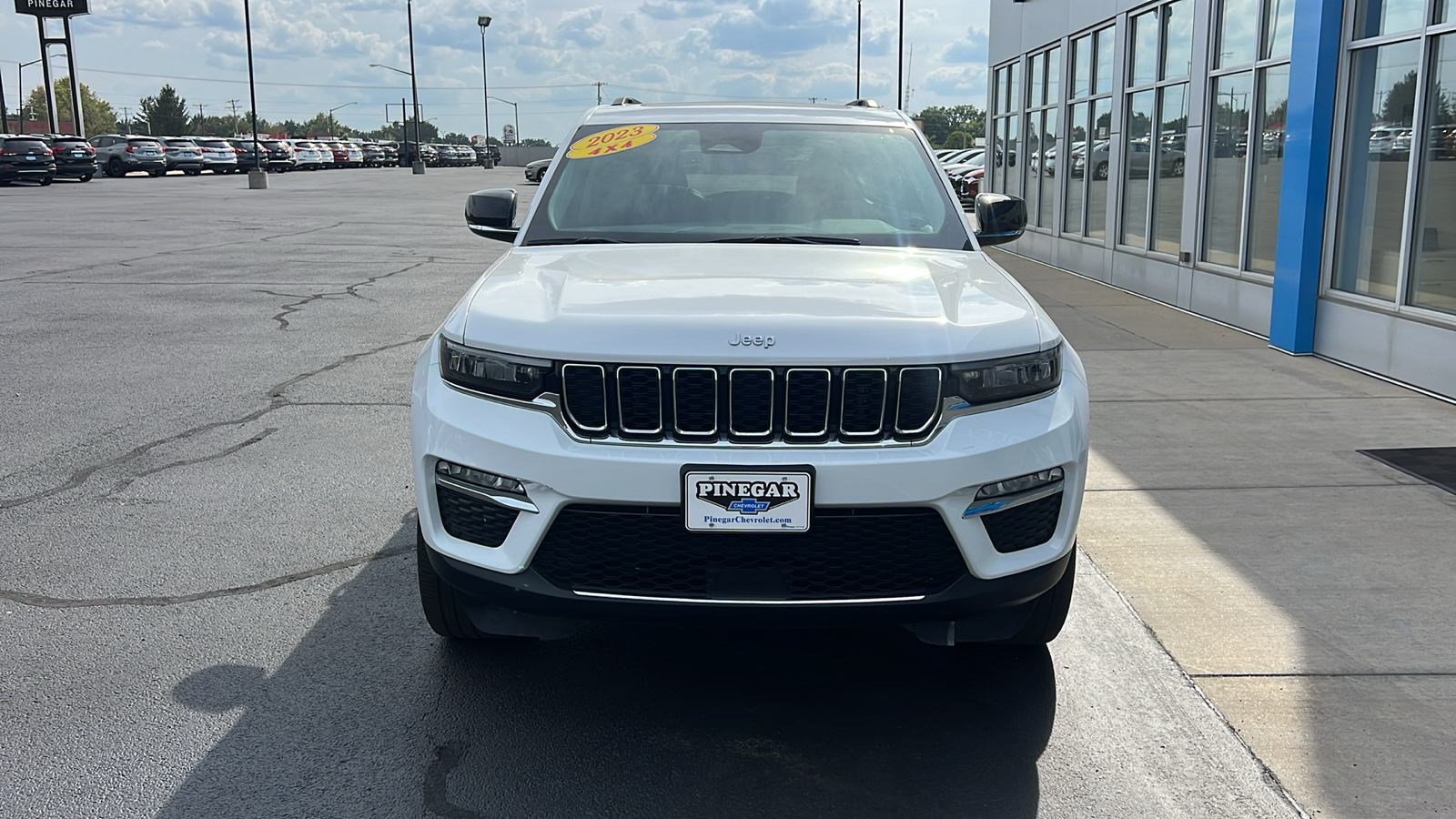 2023 Jeep Grand Cherokee Limited 3