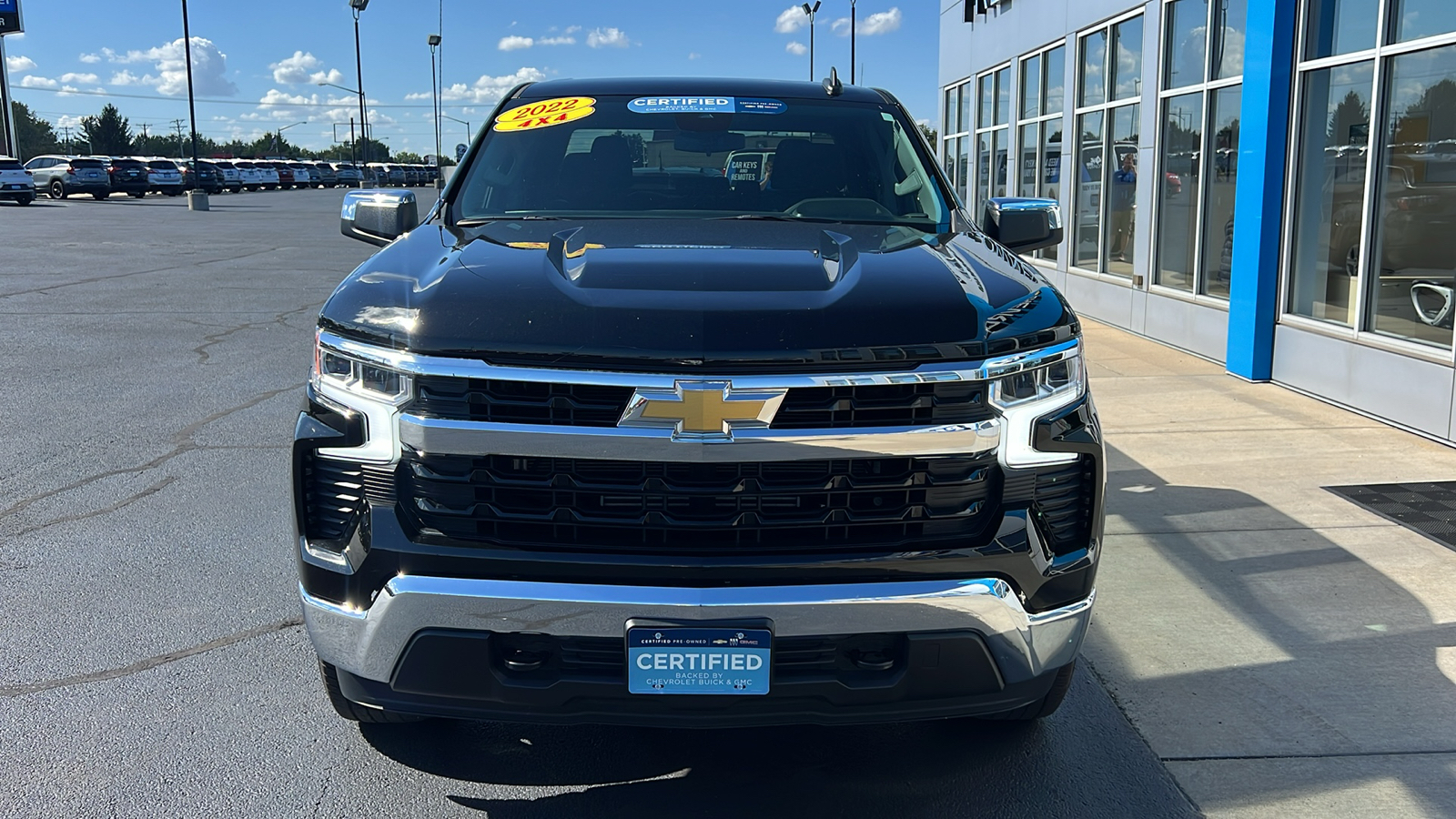 2022 Chevrolet Silverado 1500 LT 3