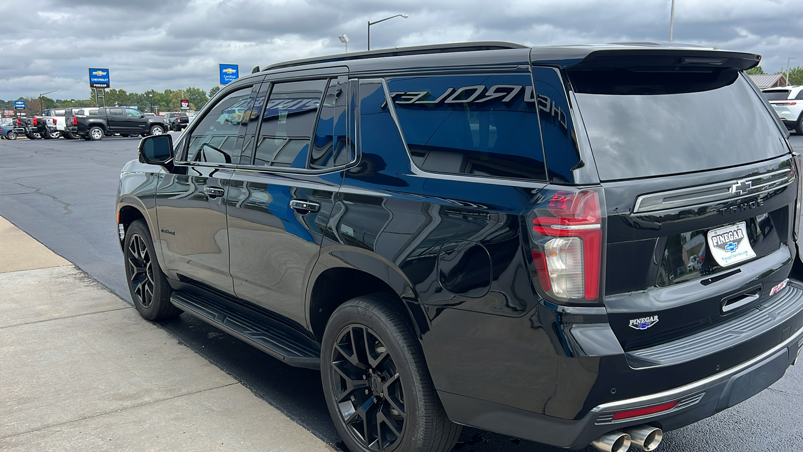 2022 Chevrolet Tahoe RST 18