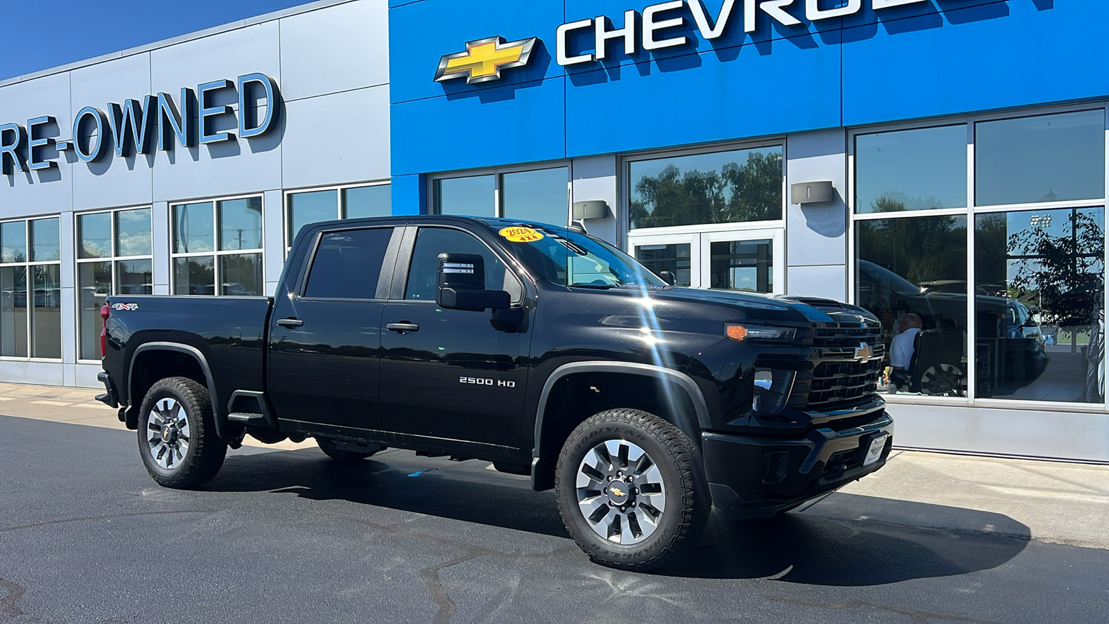 2024 Chevrolet Silverado 2500HD Custom 2