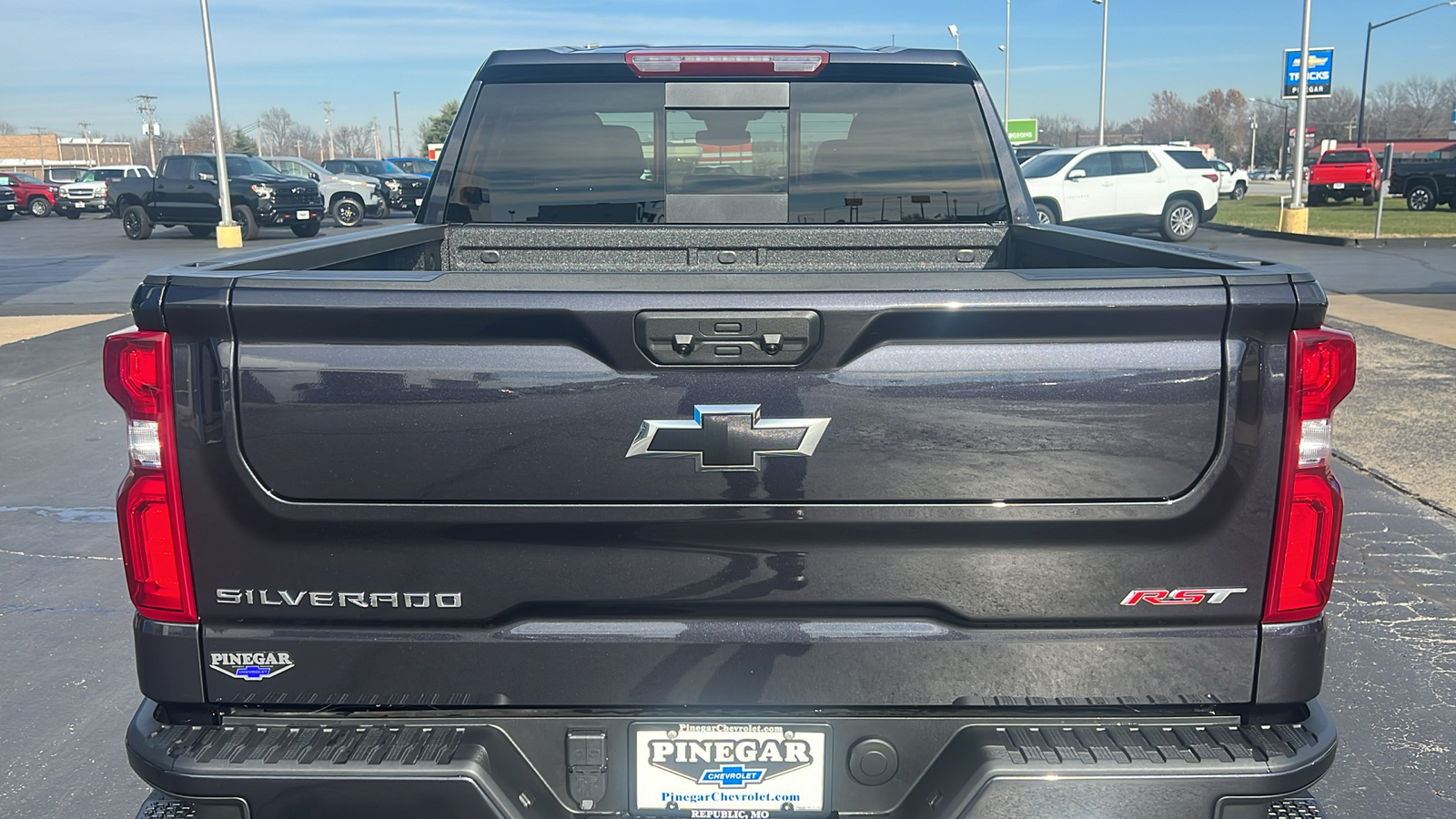 2024 Chevrolet Silverado 1500 RST 13