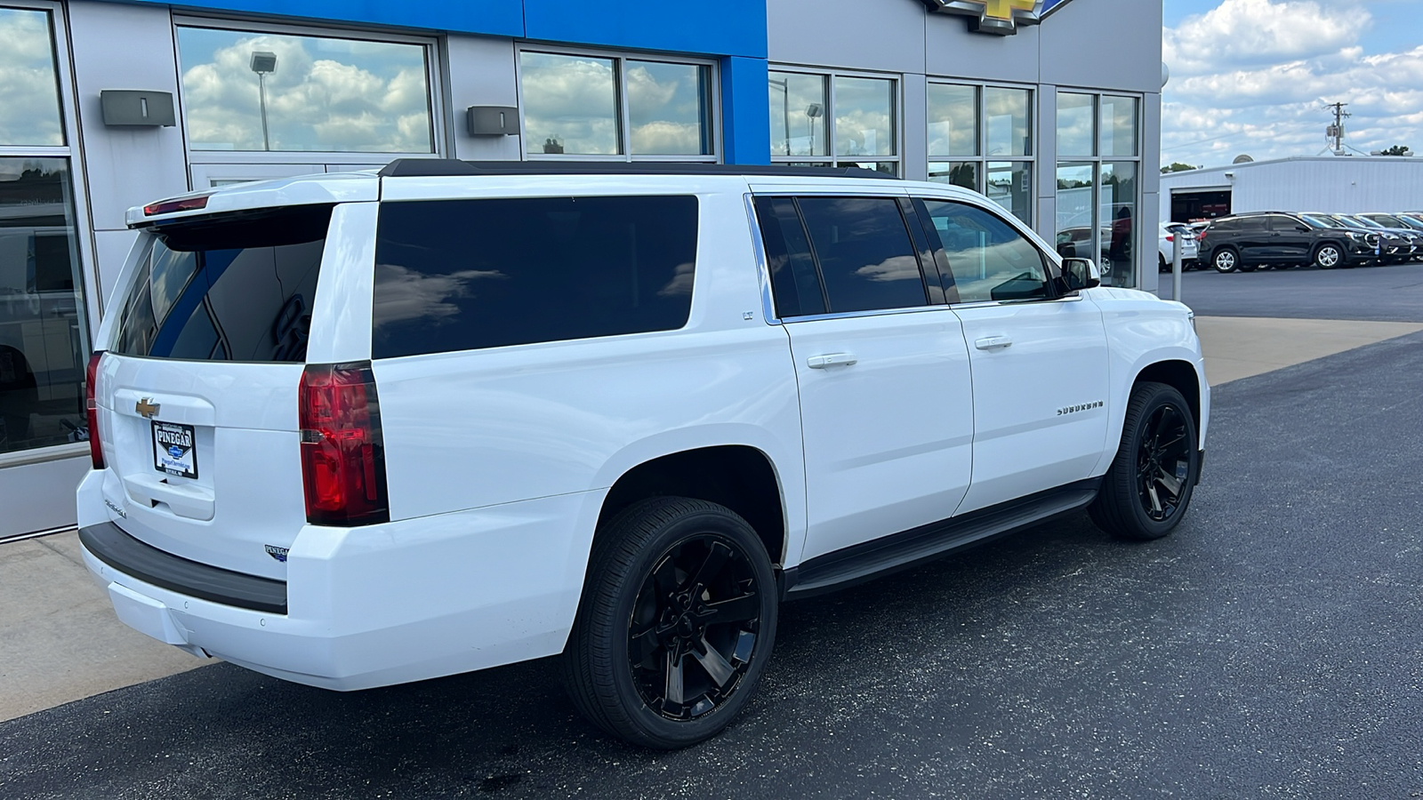 2020 Chevrolet Suburban  18