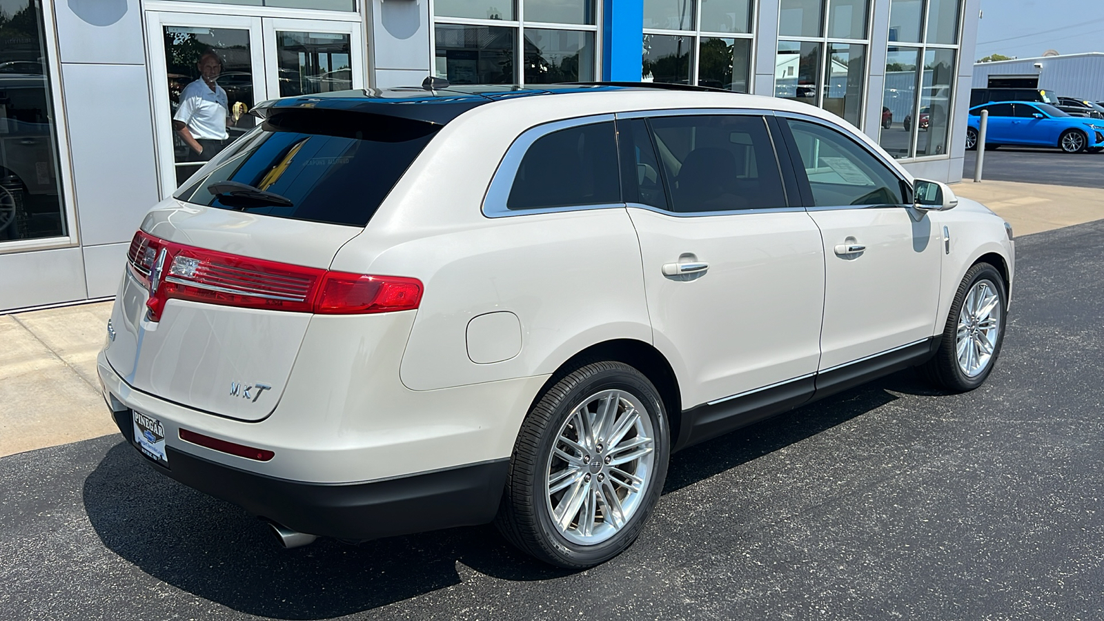 2019 Lincoln MKT Reserve 15