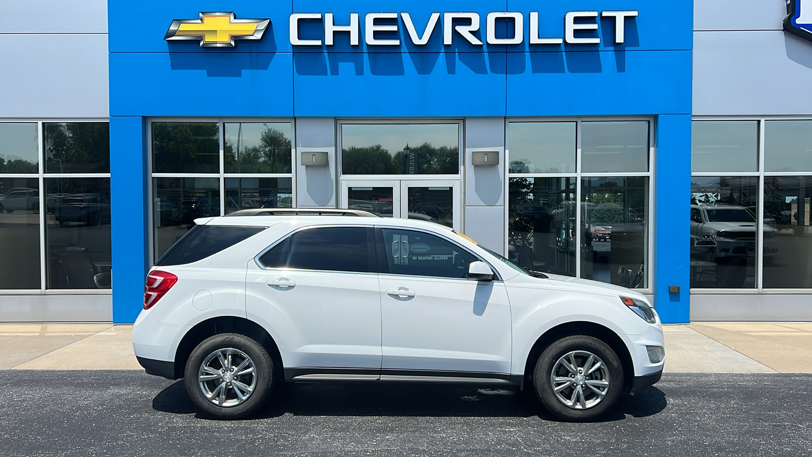 2016 Chevrolet Equinox  1