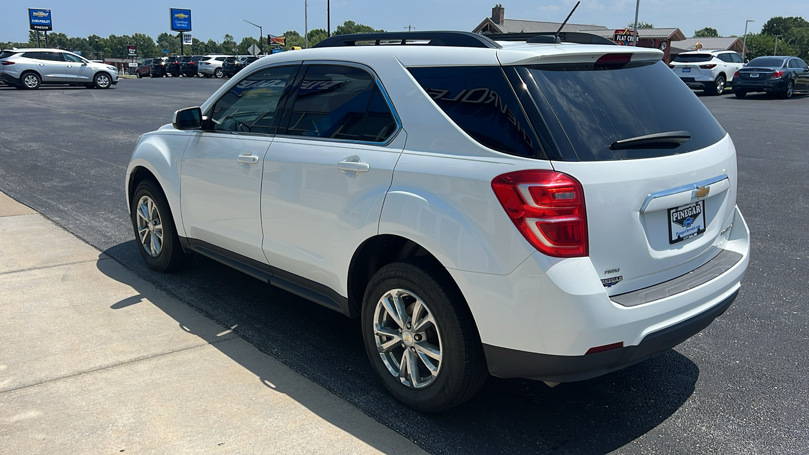 2016 Chevrolet Equinox  14