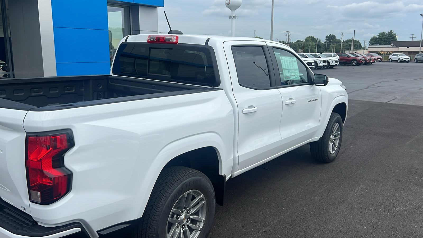 2024 Chevrolet Colorado LT 11