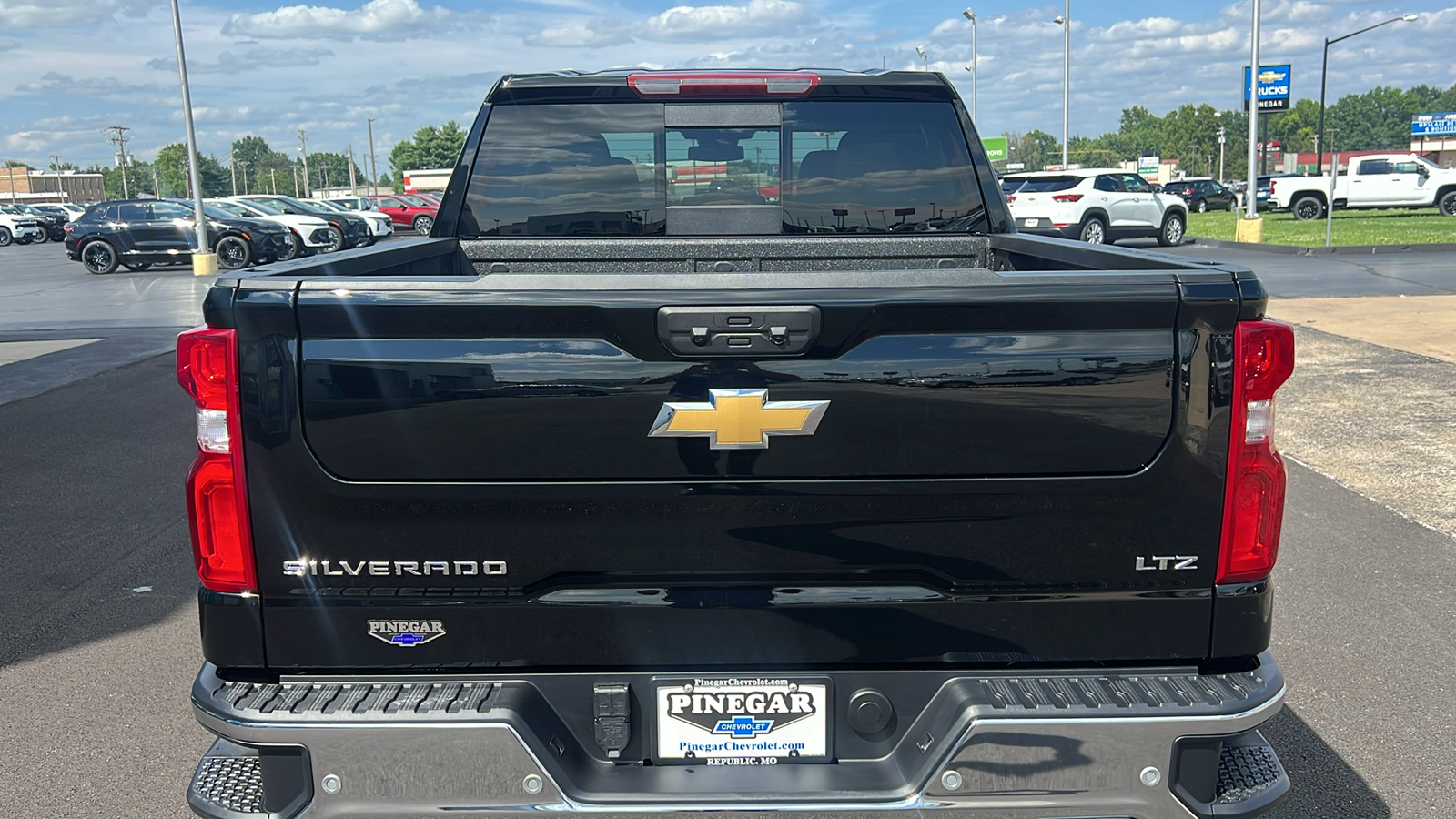 2024 Chevrolet Silverado 1500 LTZ 15