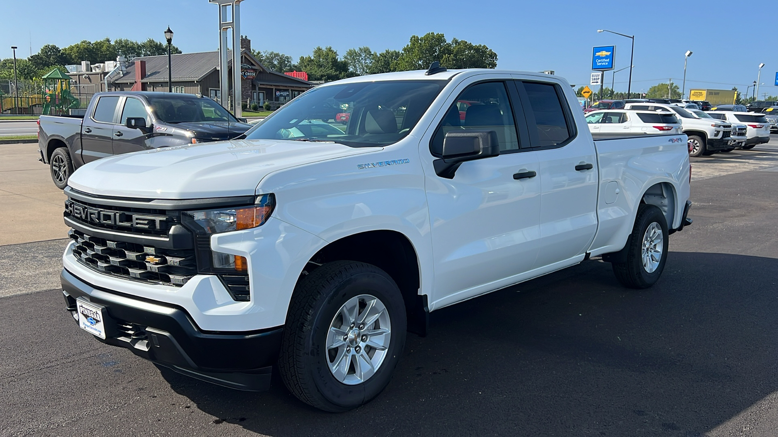 2024 Chevrolet Silverado 1500 WT 3