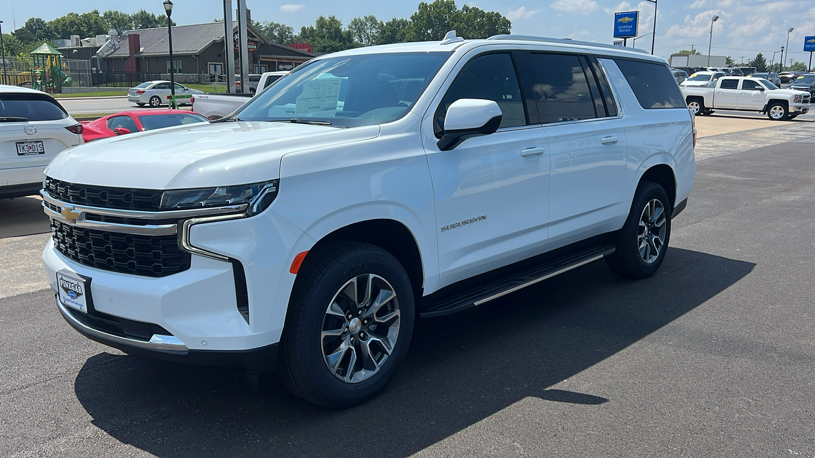 2024 Chevrolet Suburban LS 3