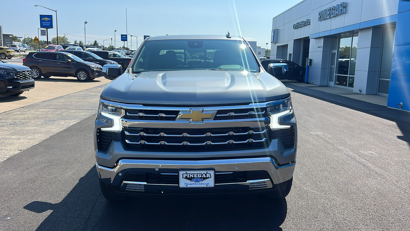 2024 Chevrolet Silverado 1500 LTZ 2