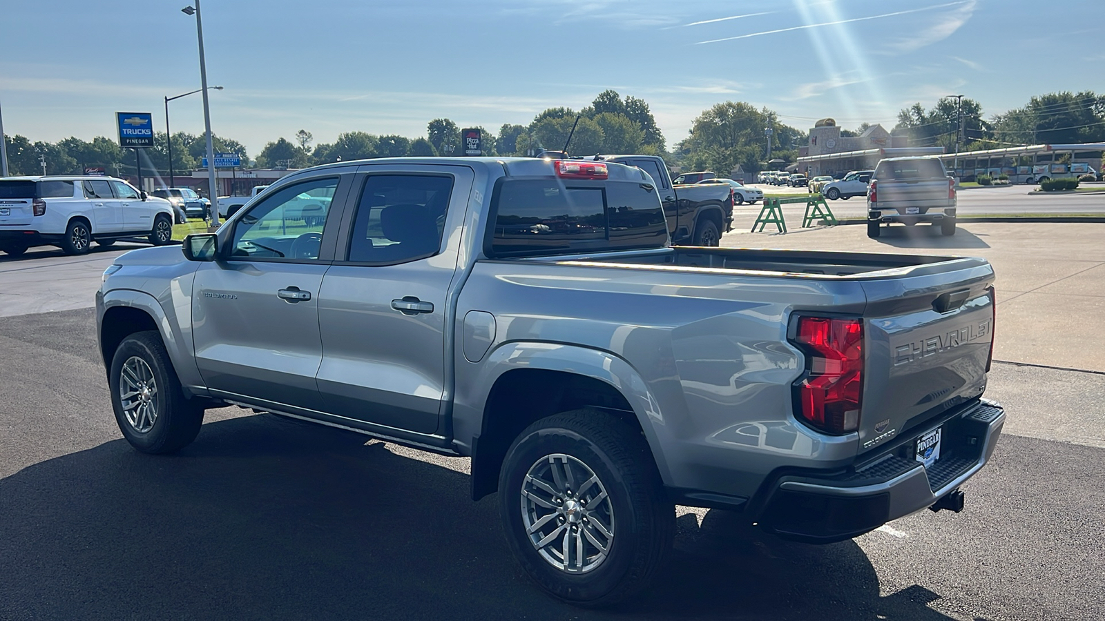 2024 Chevrolet Colorado LT 12