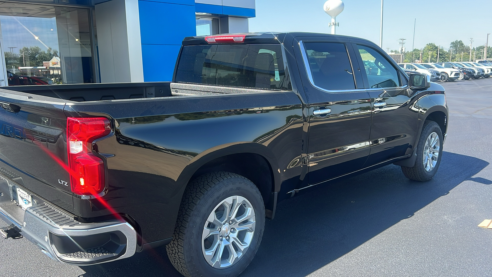 2024 Chevrolet Silverado 1500 LTZ 12