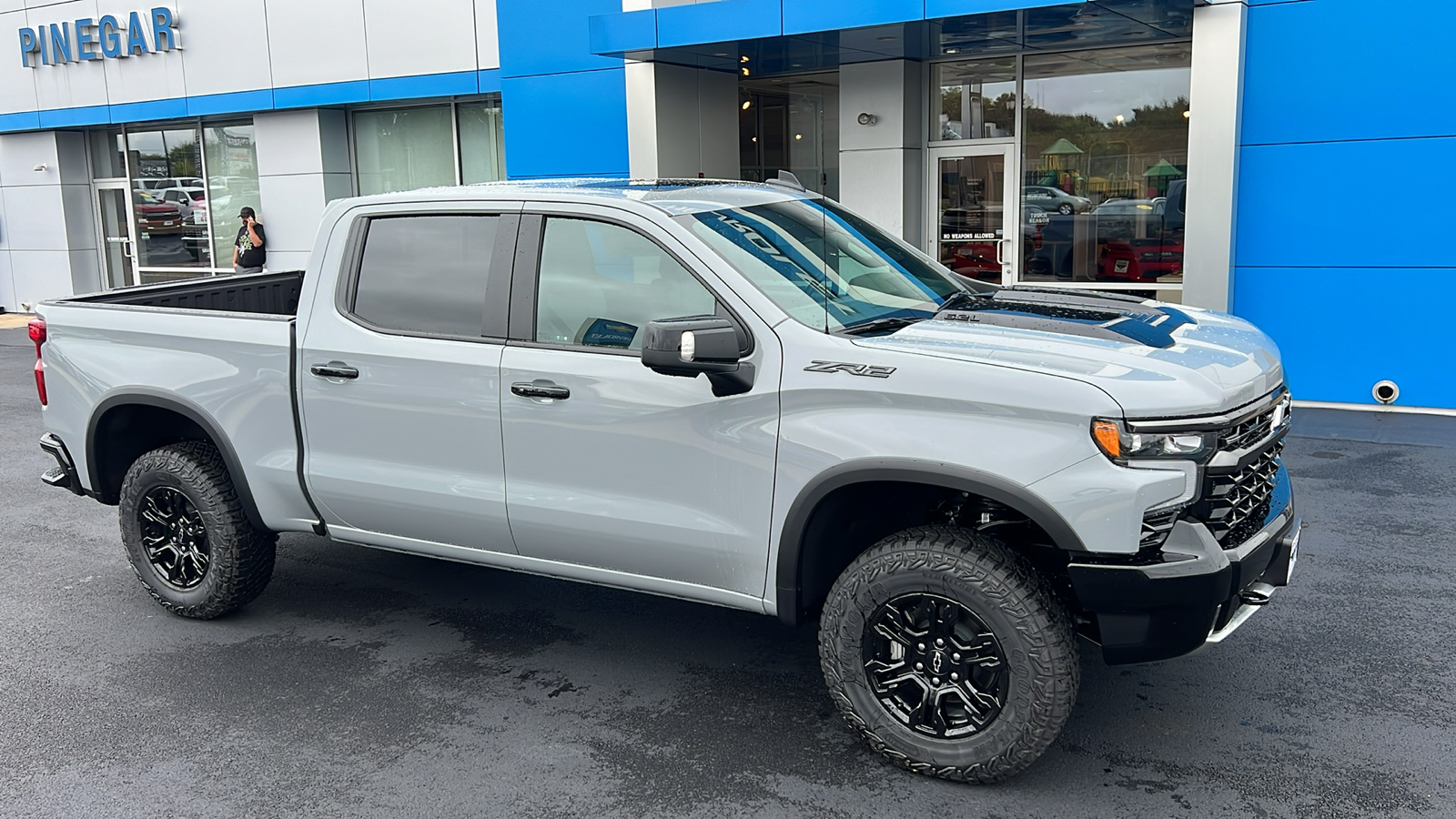 2024 Chevrolet Silverado 1500 ZR2 4