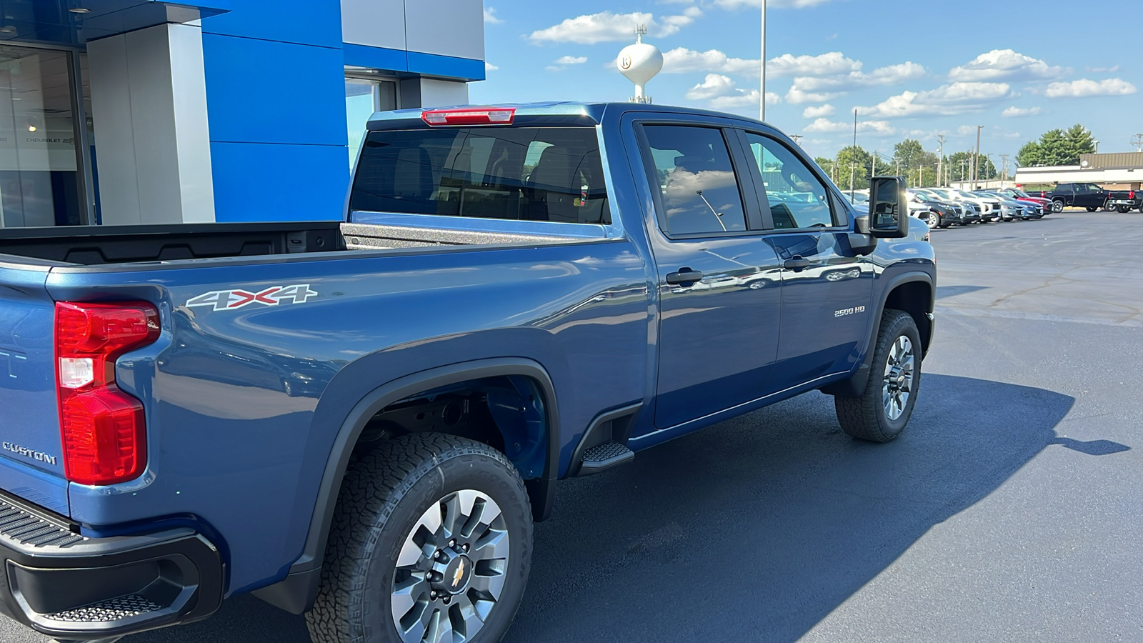 2024 Chevrolet Silverado 2500HD Custom 11