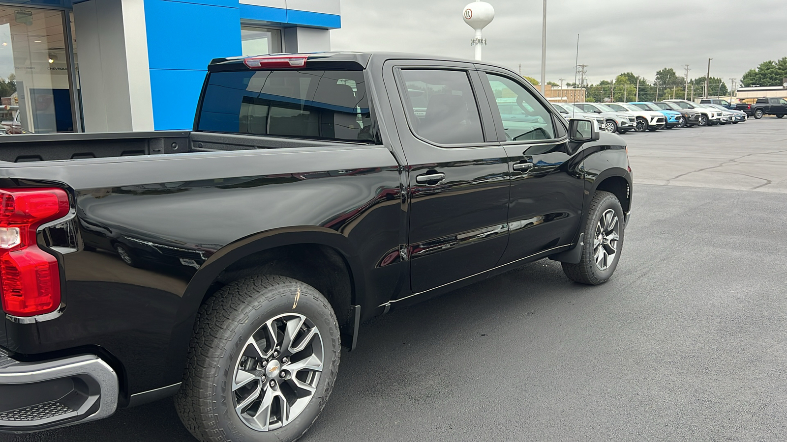 2024 Chevrolet Silverado 1500 LT 11