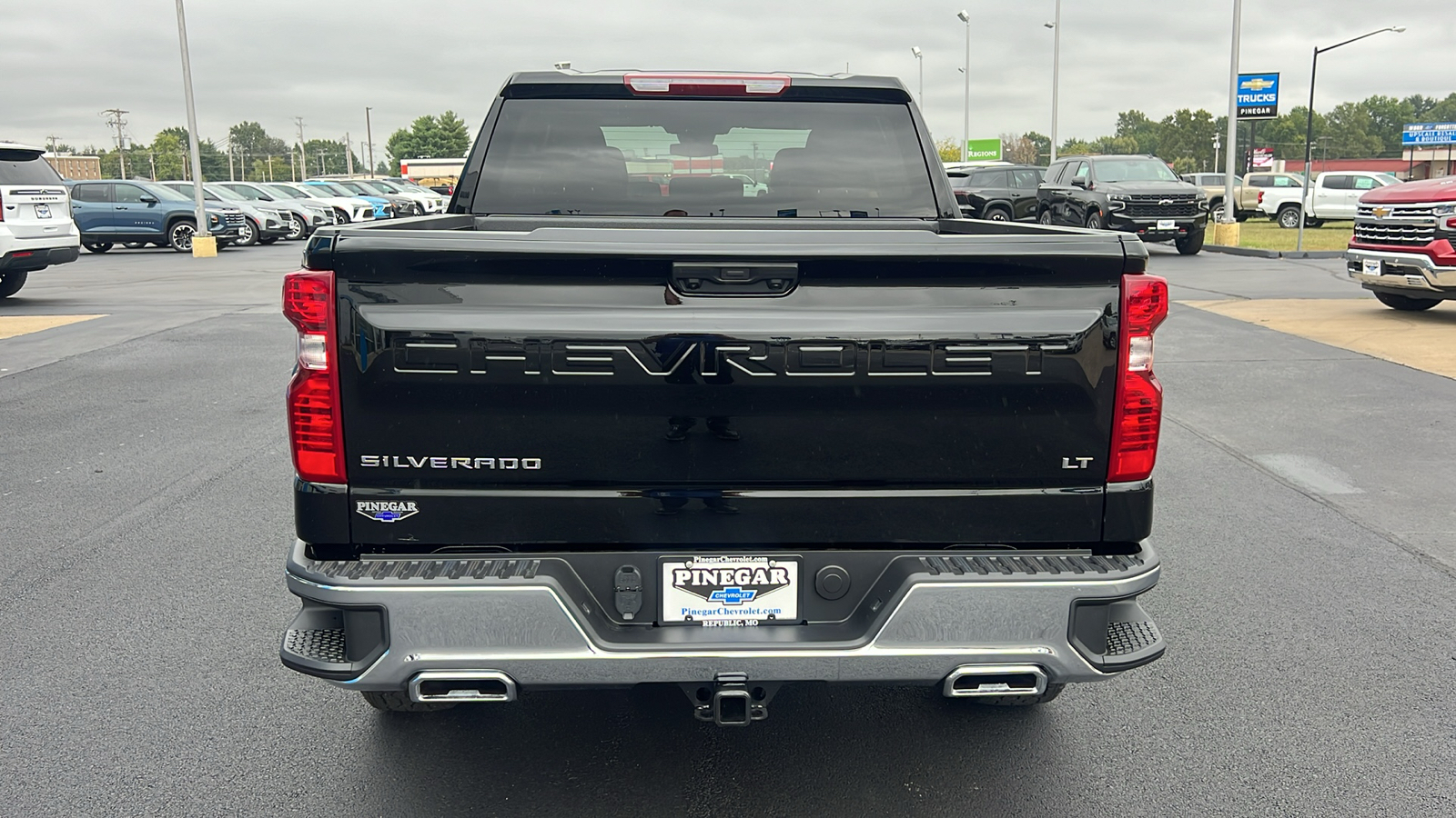 2024 Chevrolet Silverado 1500 LT 25