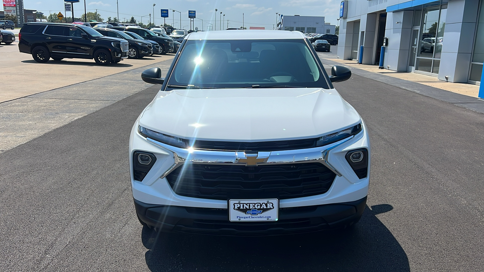 2025 Chevrolet TrailBlazer LS 2