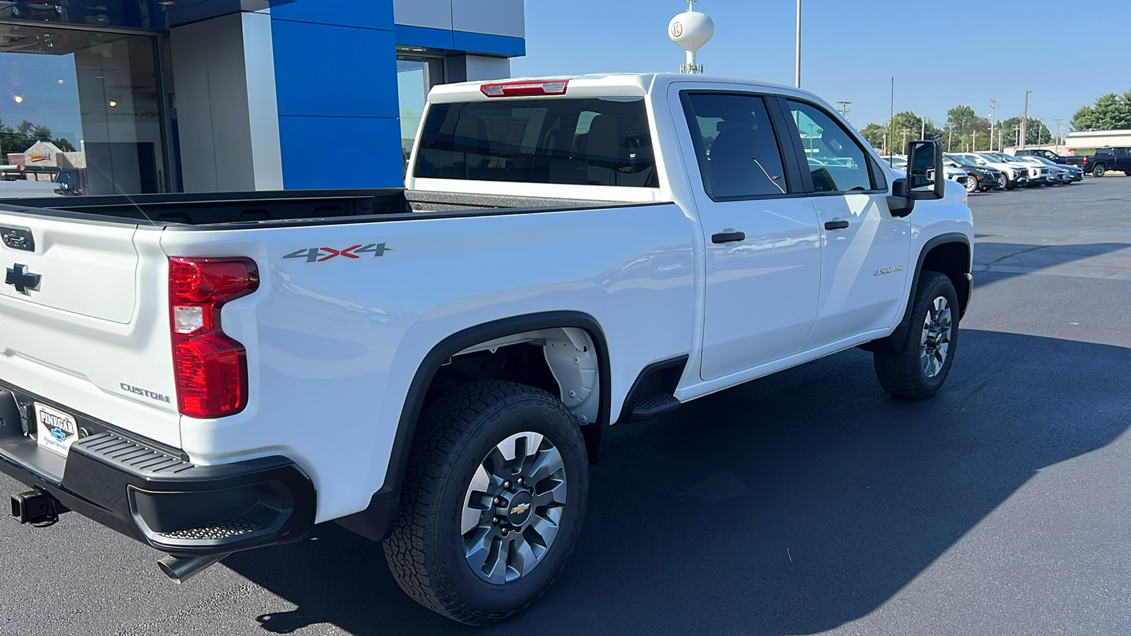 2025 Chevrolet Silverado 2500HD Custom 11