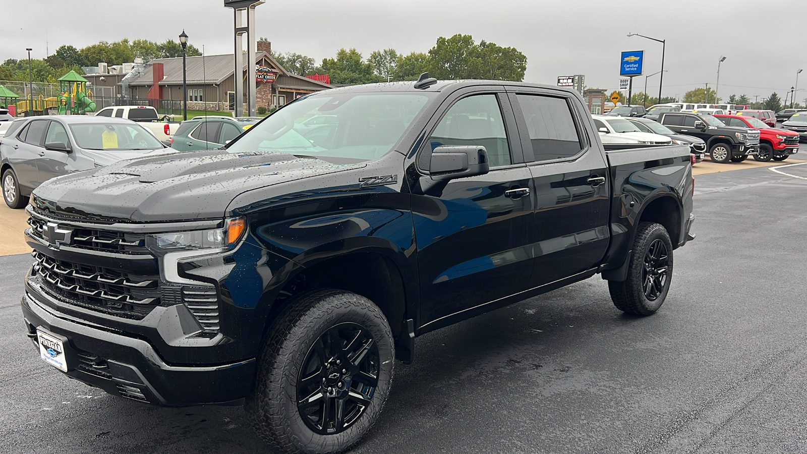 2025 Chevrolet Silverado 1500 LT Trail Boss 3