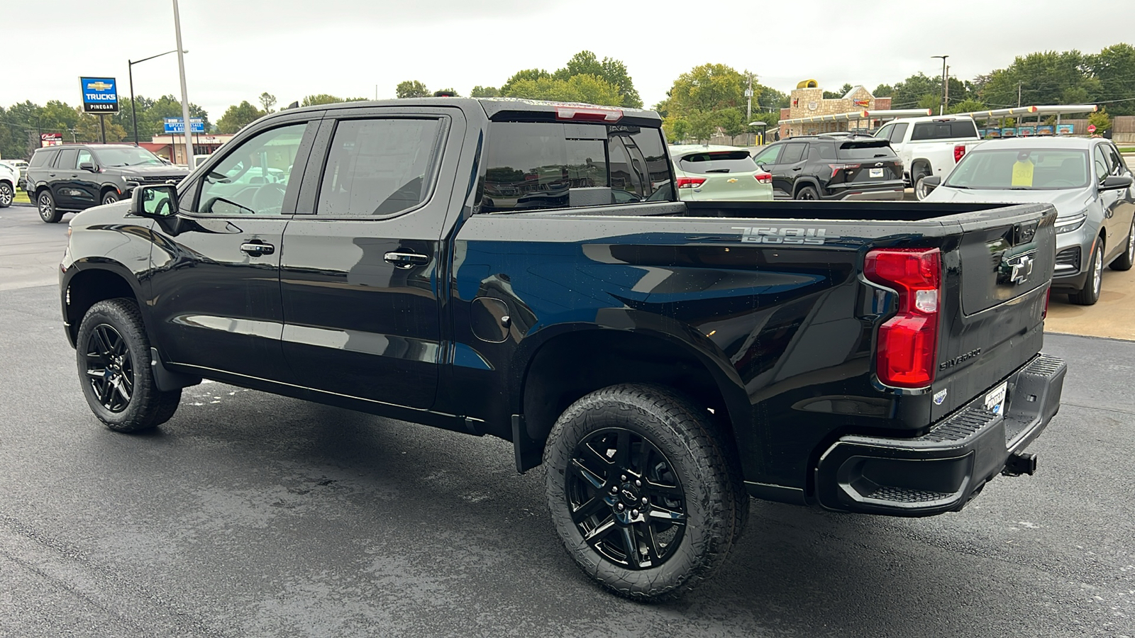 2025 Chevrolet Silverado 1500 LT Trail Boss 15