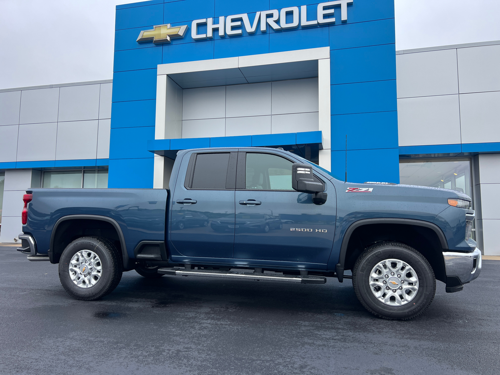 2025 Chevrolet Silverado 2500HD LT 1