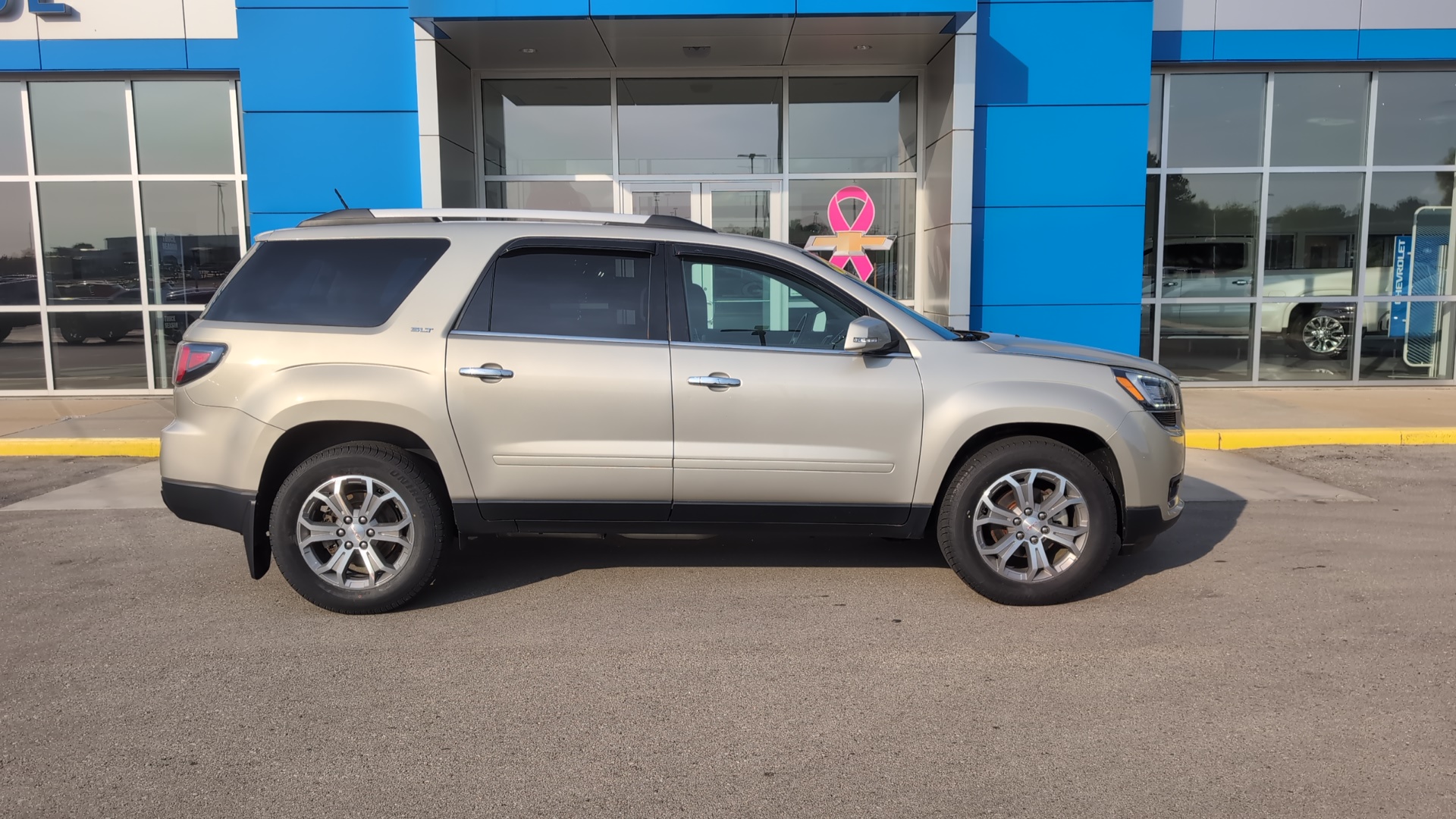 2016 GMC Acadia SLT 1