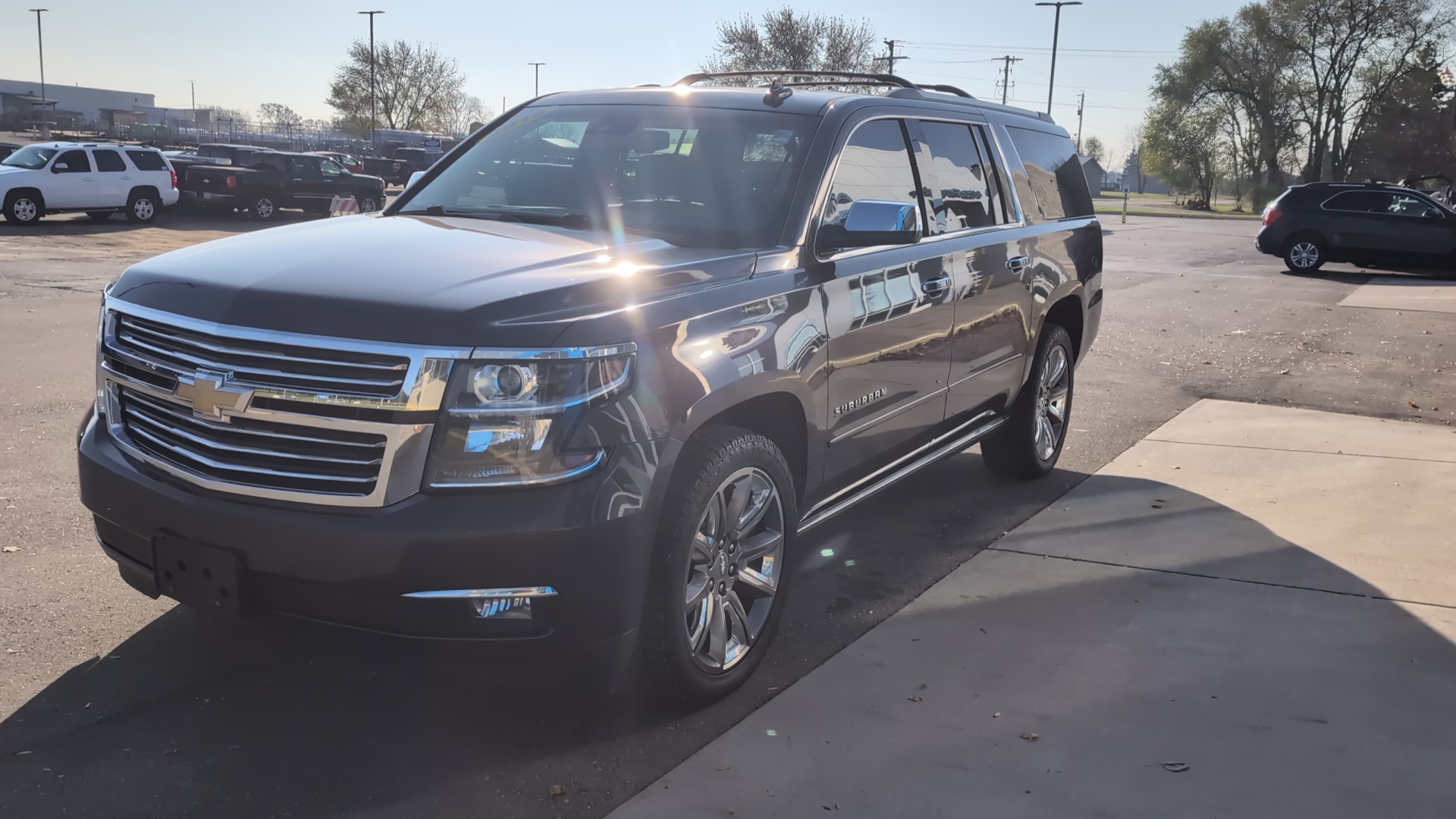 2016 Chevrolet Suburban LTZ 4