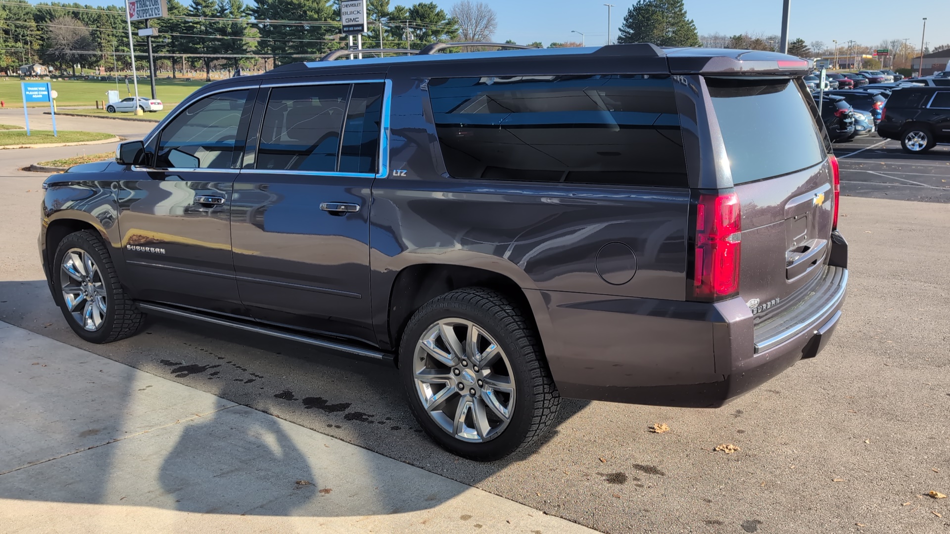 2016 Chevrolet Suburban LTZ 6