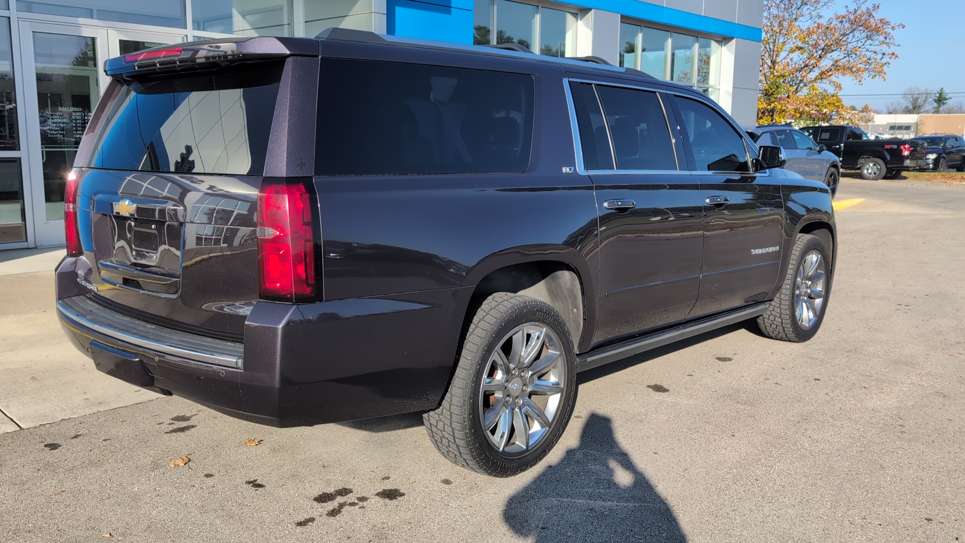 2016 Chevrolet Suburban LTZ 8