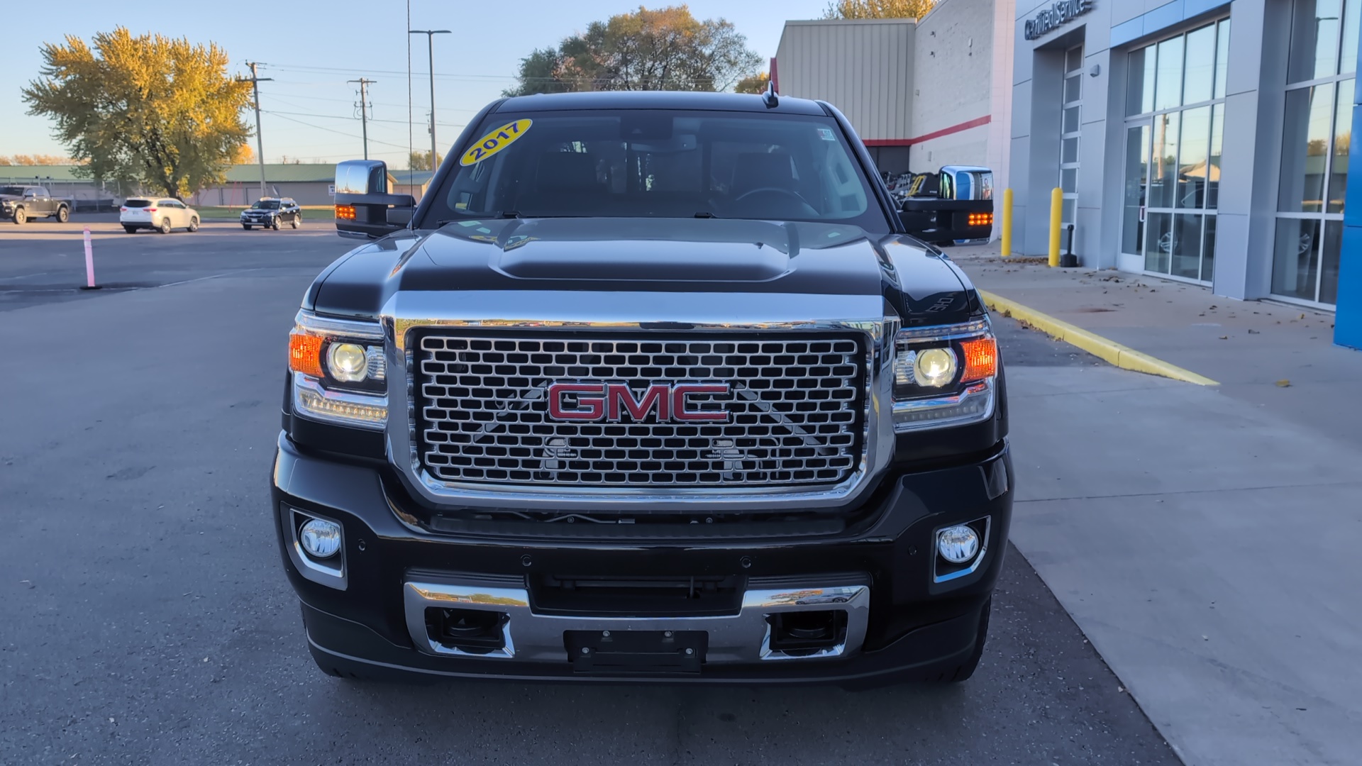 2017 GMC Sierra 2500HD Denali 3