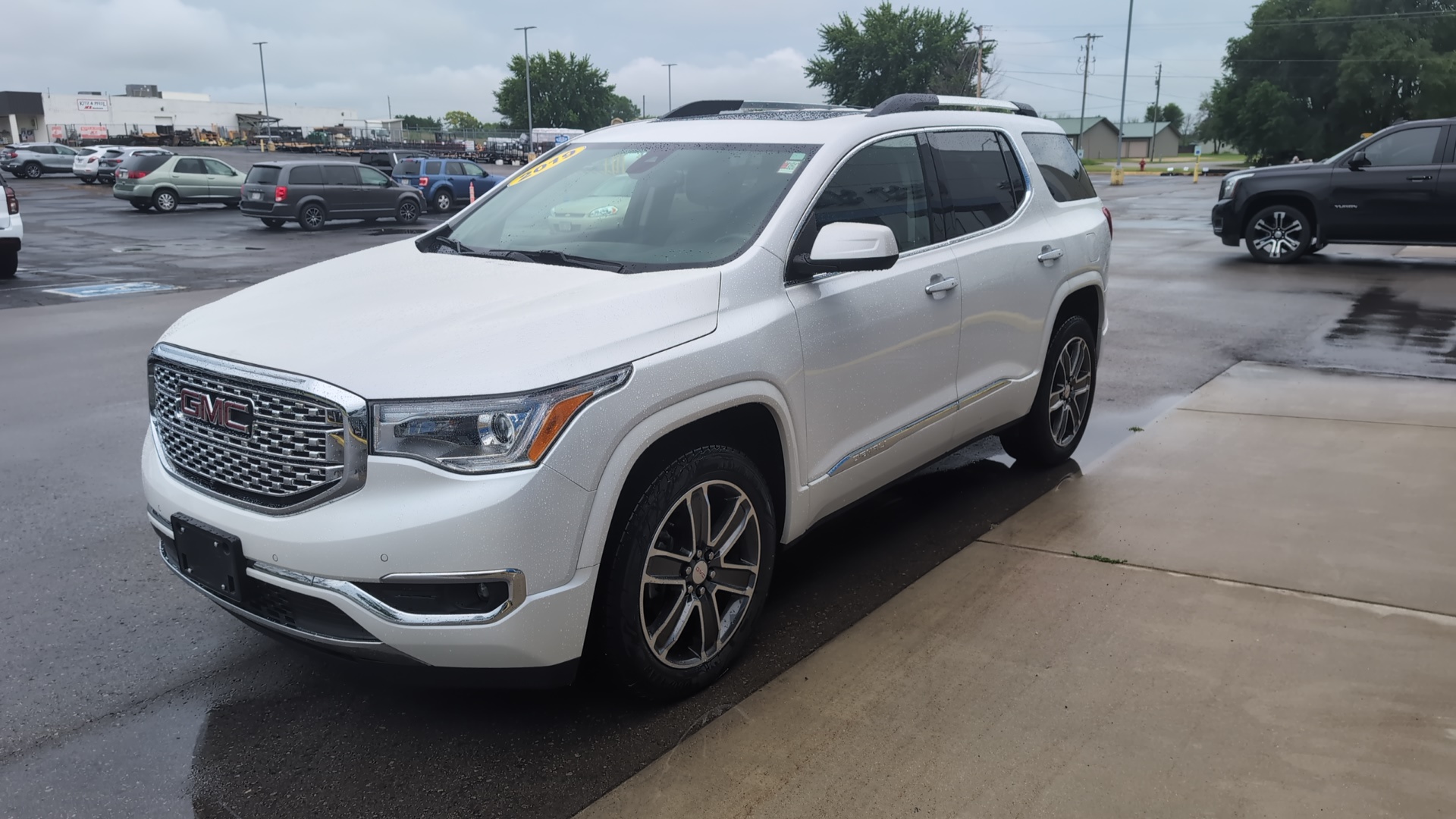 2019 GMC Acadia Denali 4