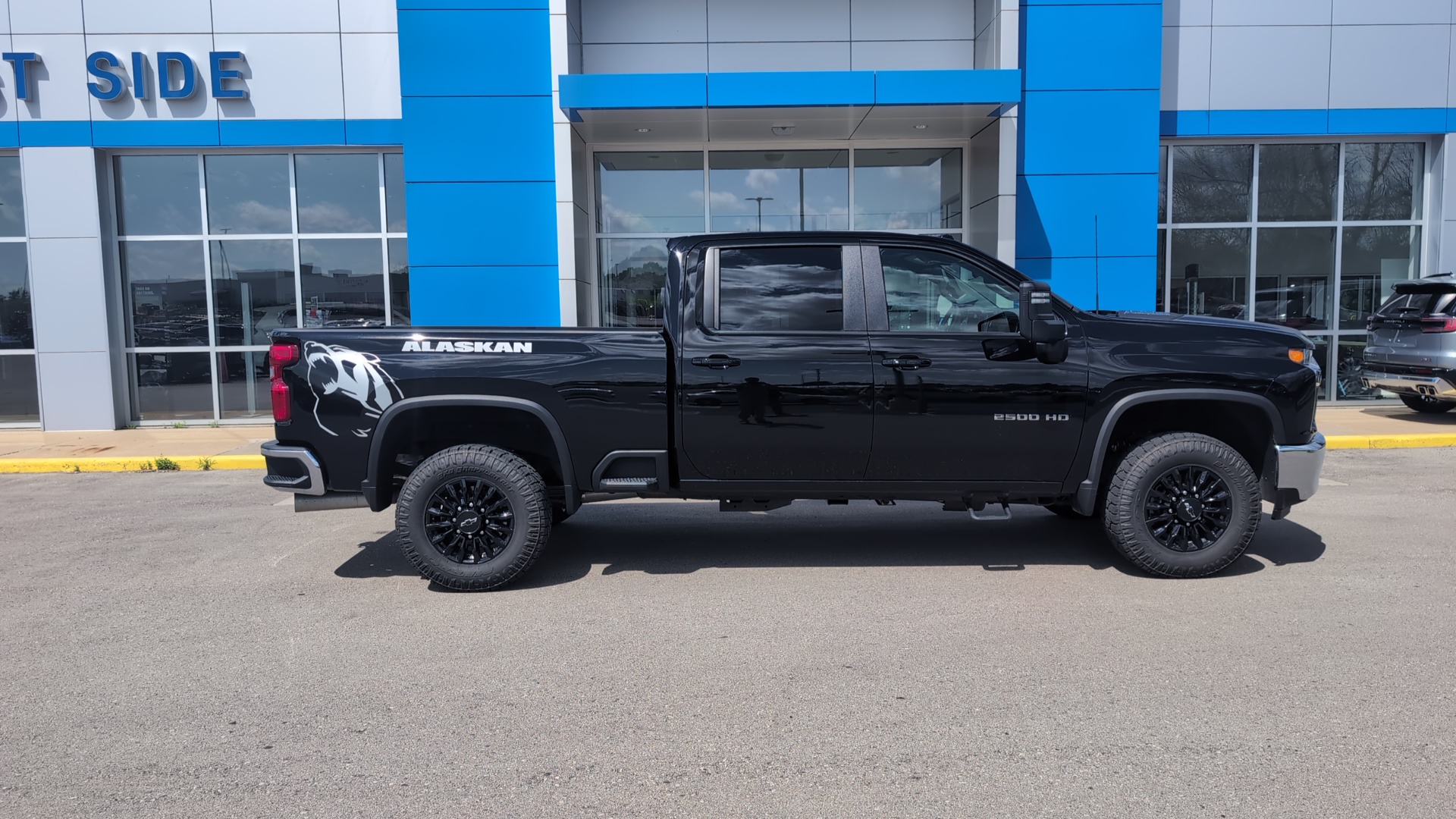 2022 Chevrolet Silverado 2500HD LT 1